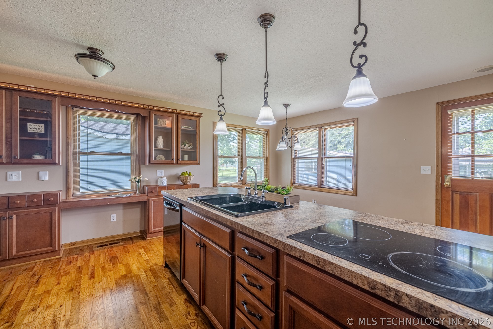 1322 W Quarles Street Claremore OK 74017