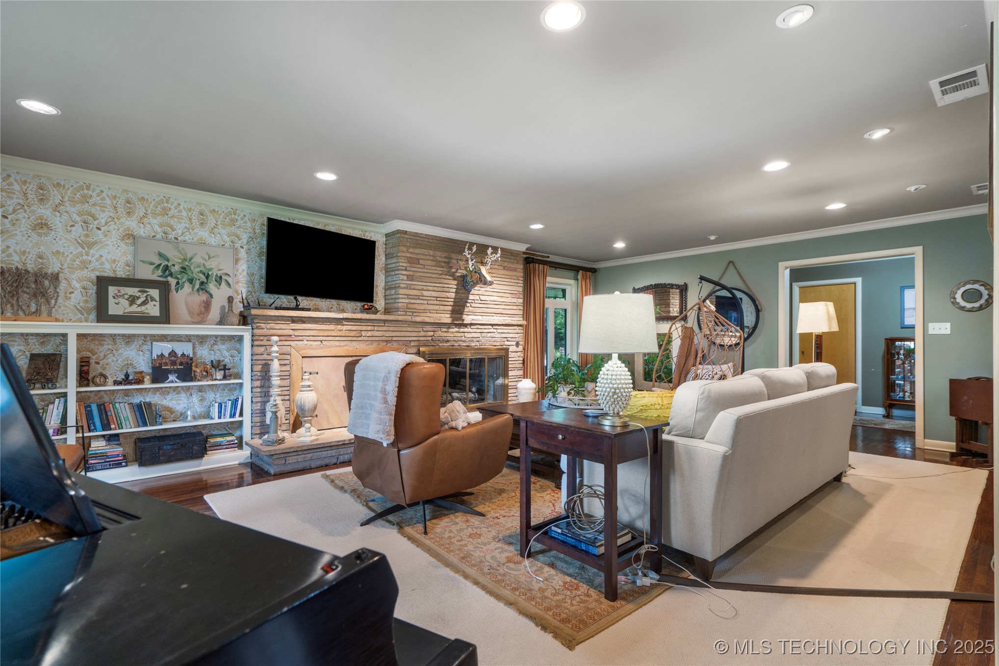9402 E 16th Street Tulsa OK 74112