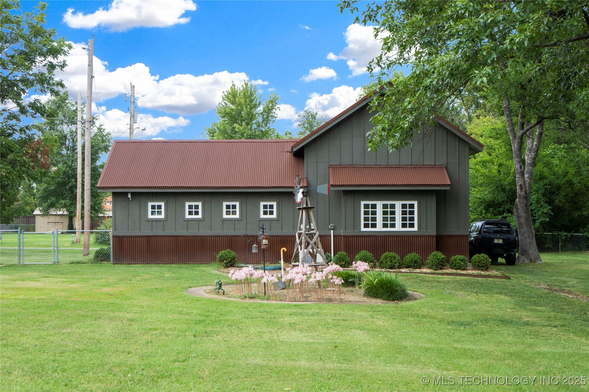 9402 E 16th Street Tulsa OK 74112