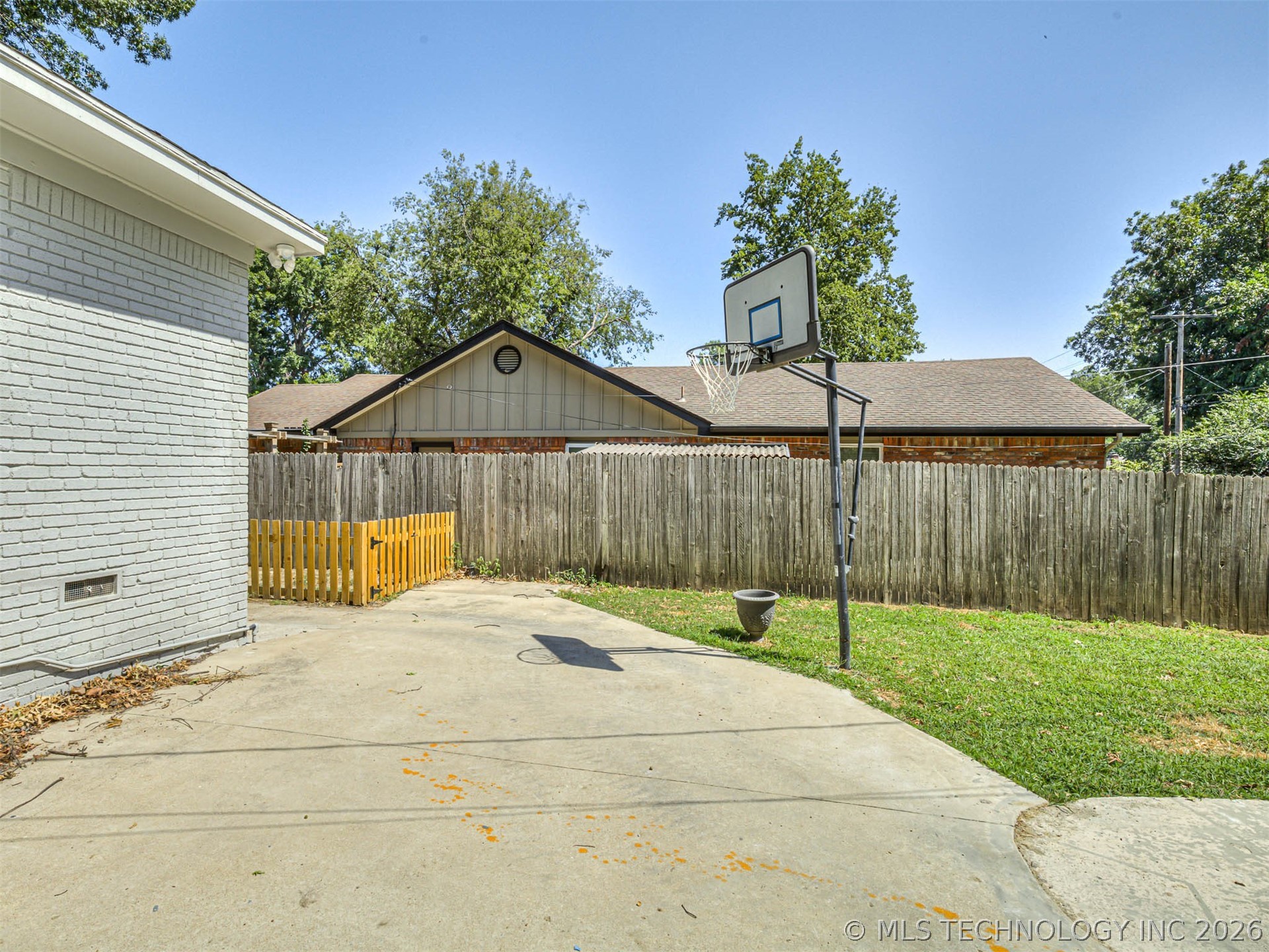 4030 E 52nd Street Tulsa OK 74135