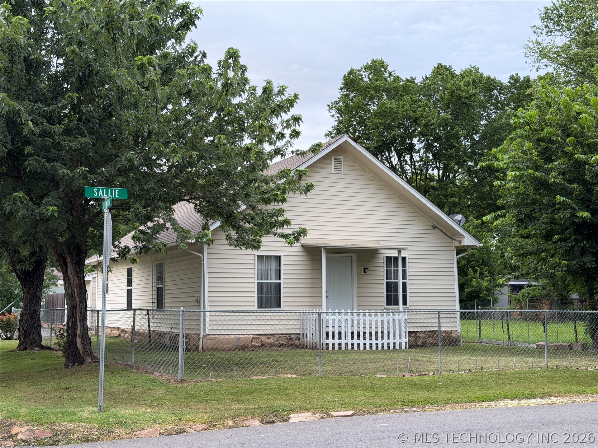 1902 Sallie Street Muskogee OK 74403