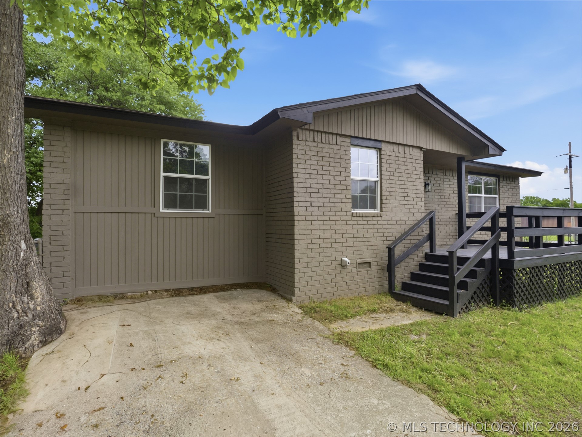 271 E 2nd Atoka OK 74525