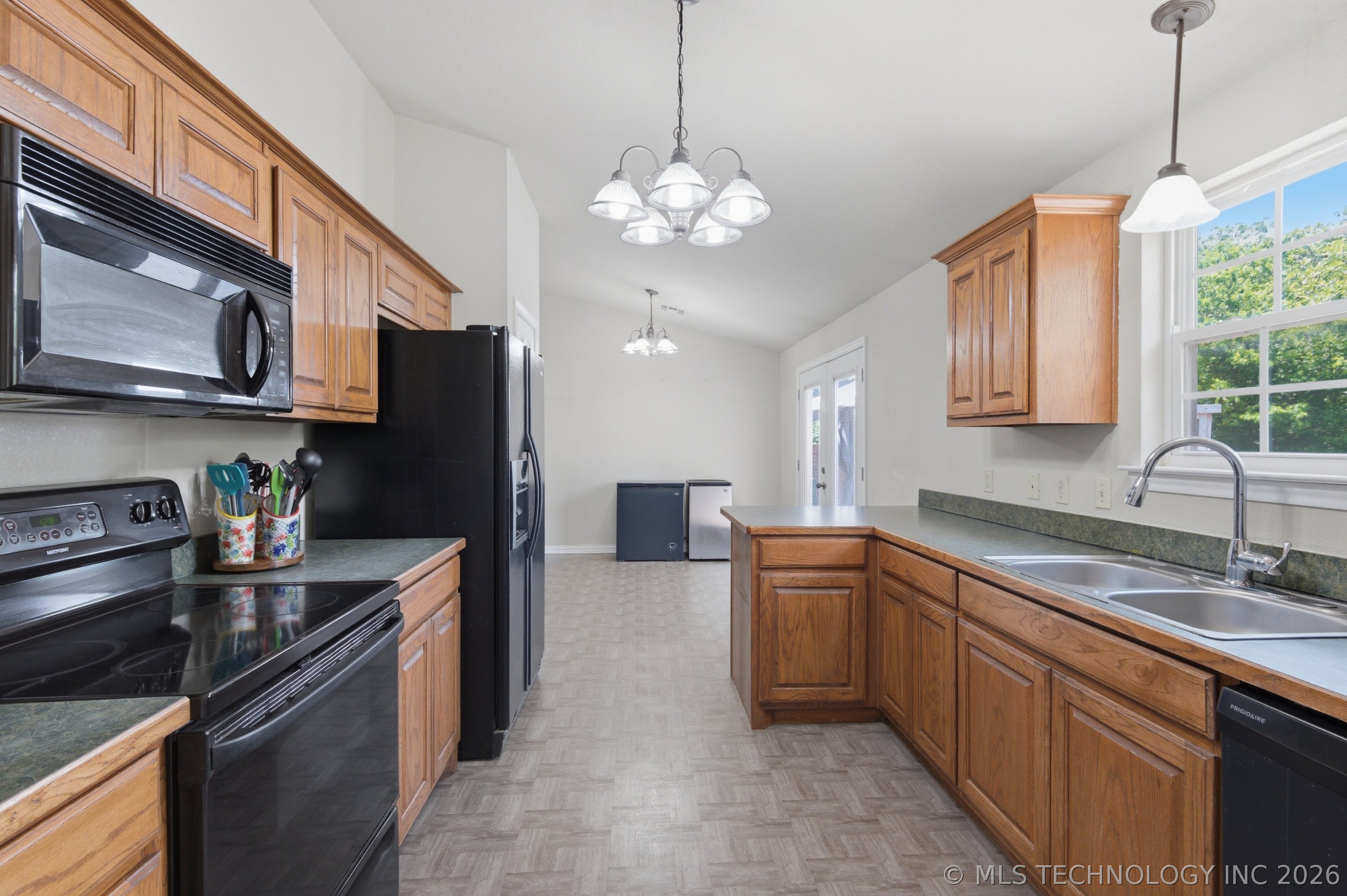 26433 W 41st Street S Sand Springs OK 74063