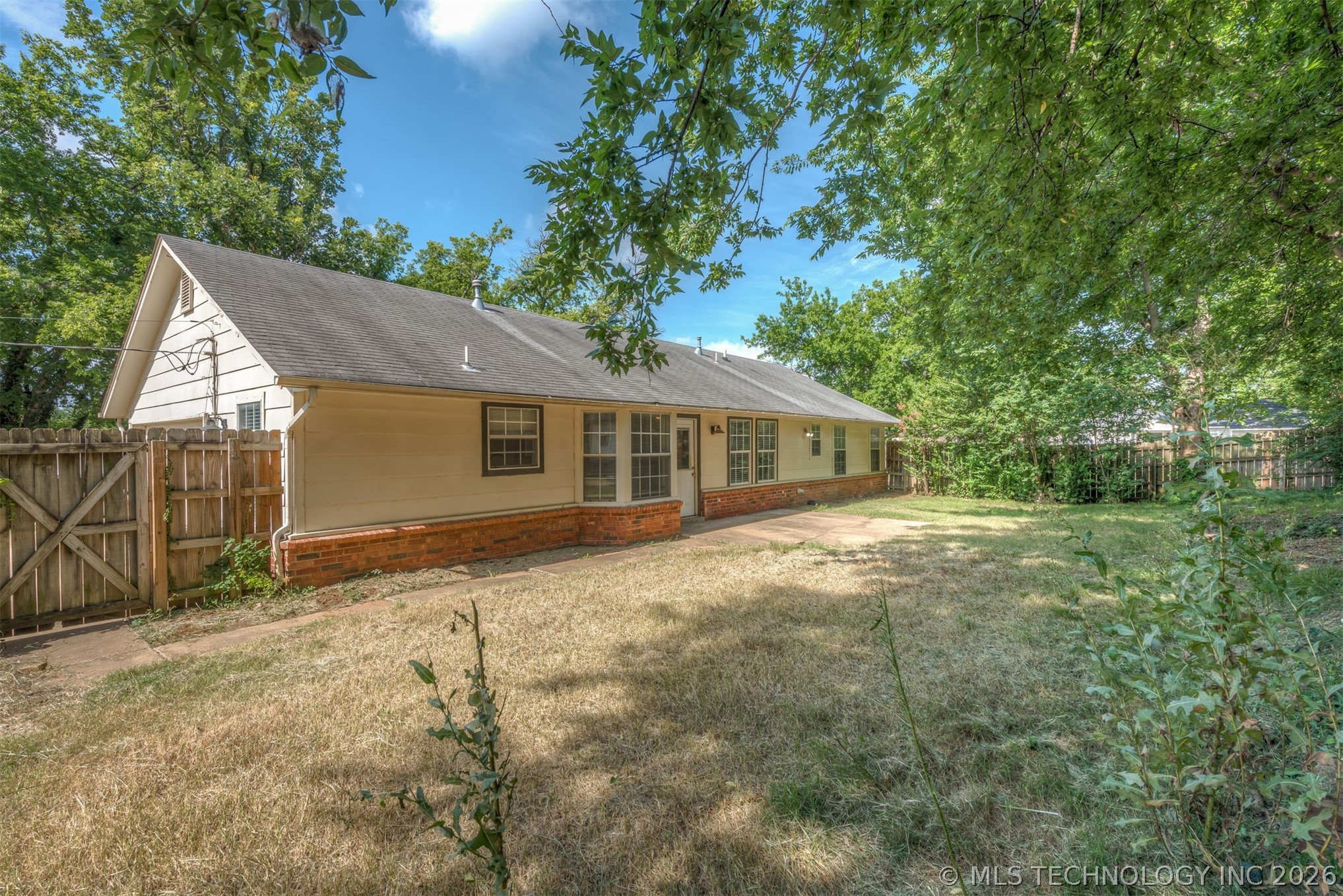 2415 W 43rd Street Tulsa OK 74107