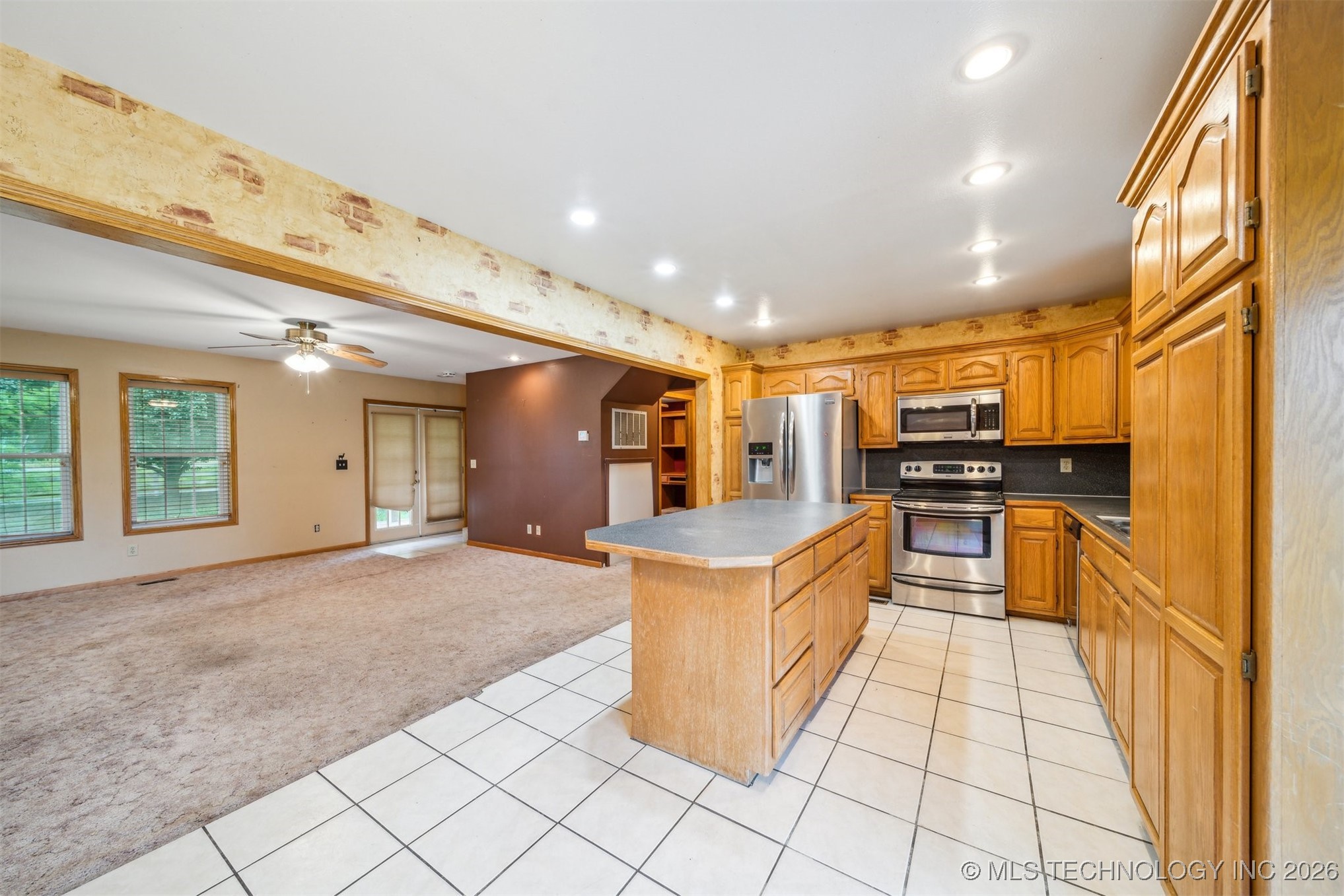 768 E Main Street Adair OK 74330