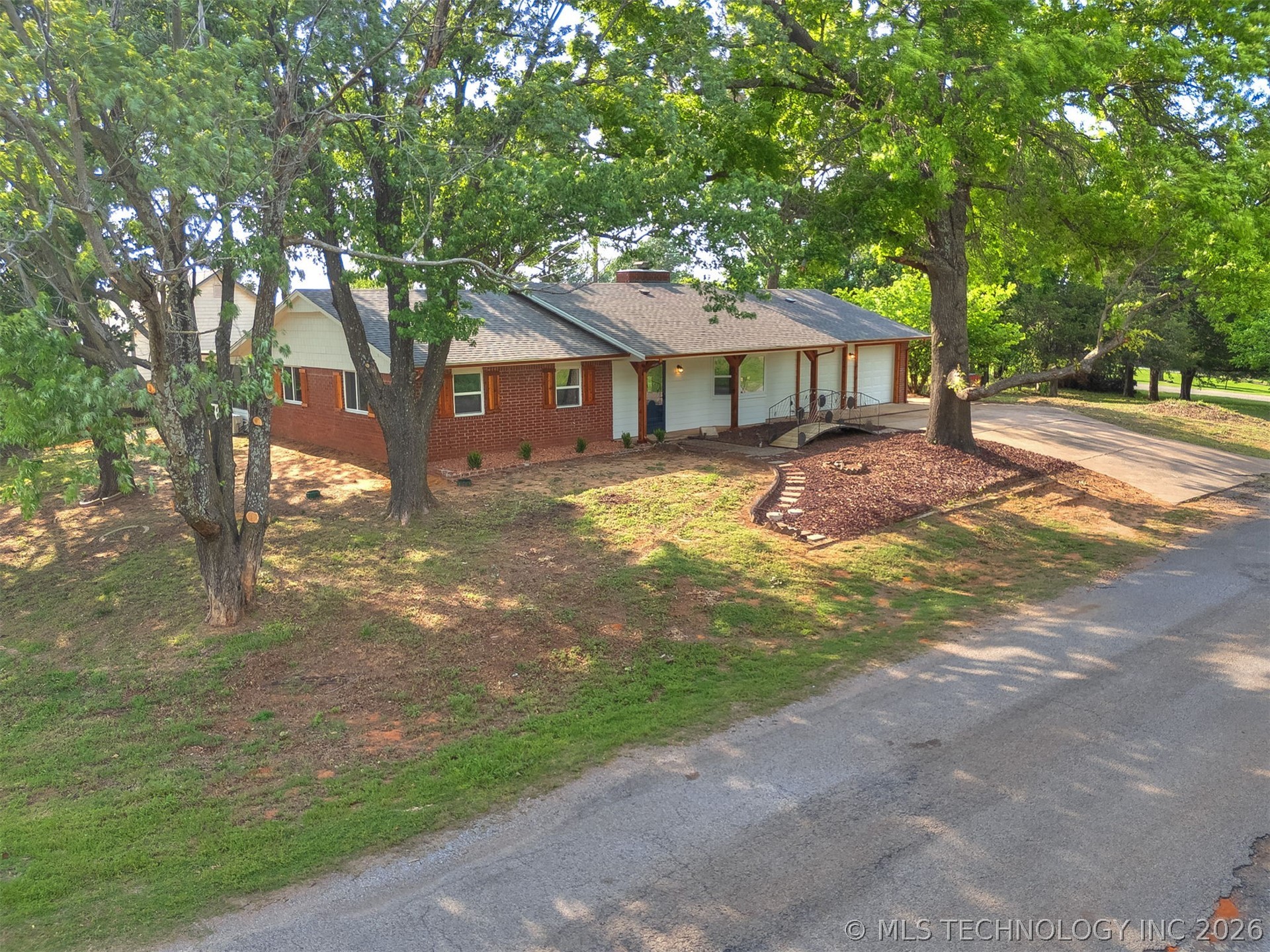 930 S Sinnett Road Cleveland OK 74020