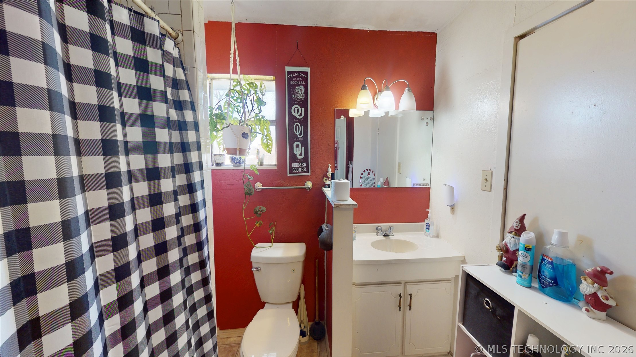 928 Williams Ada OK 74820