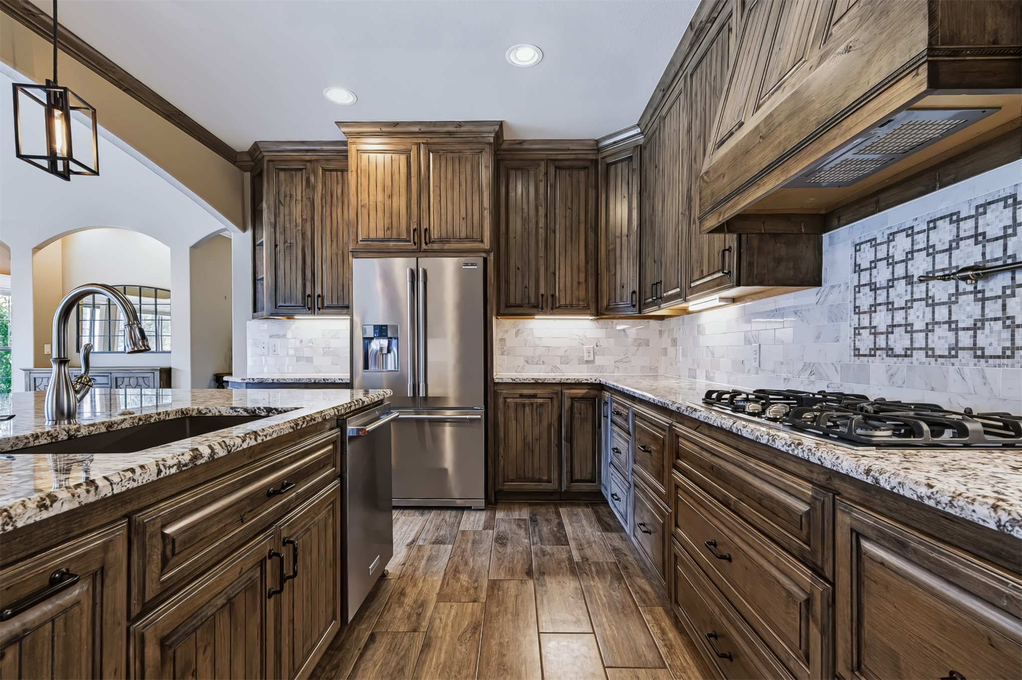 3715 S Redwood Drive Broken Arrow OK 74011
