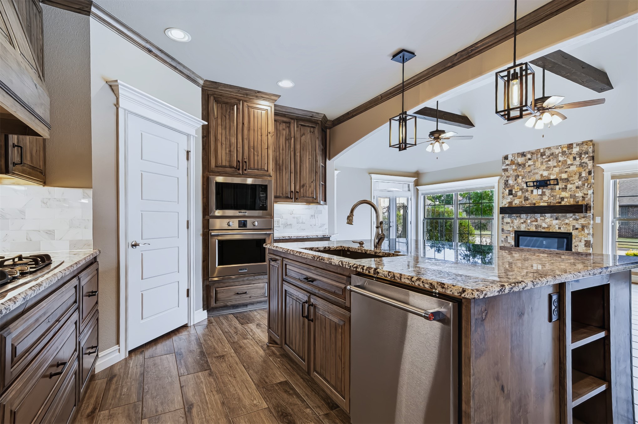 3715 S Redwood Drive Broken Arrow OK 74011