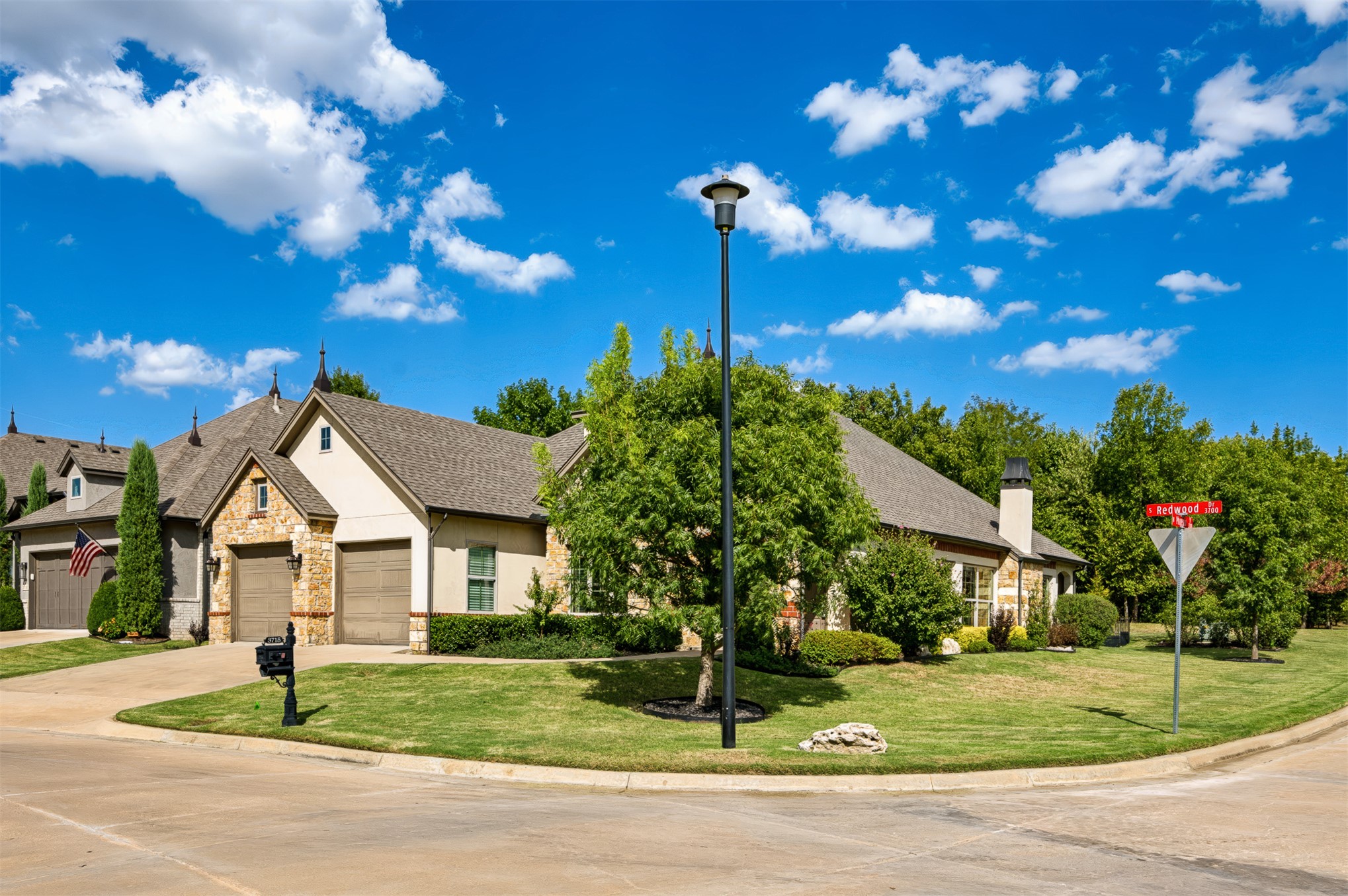 3715 S Redwood Drive Broken Arrow OK 74011