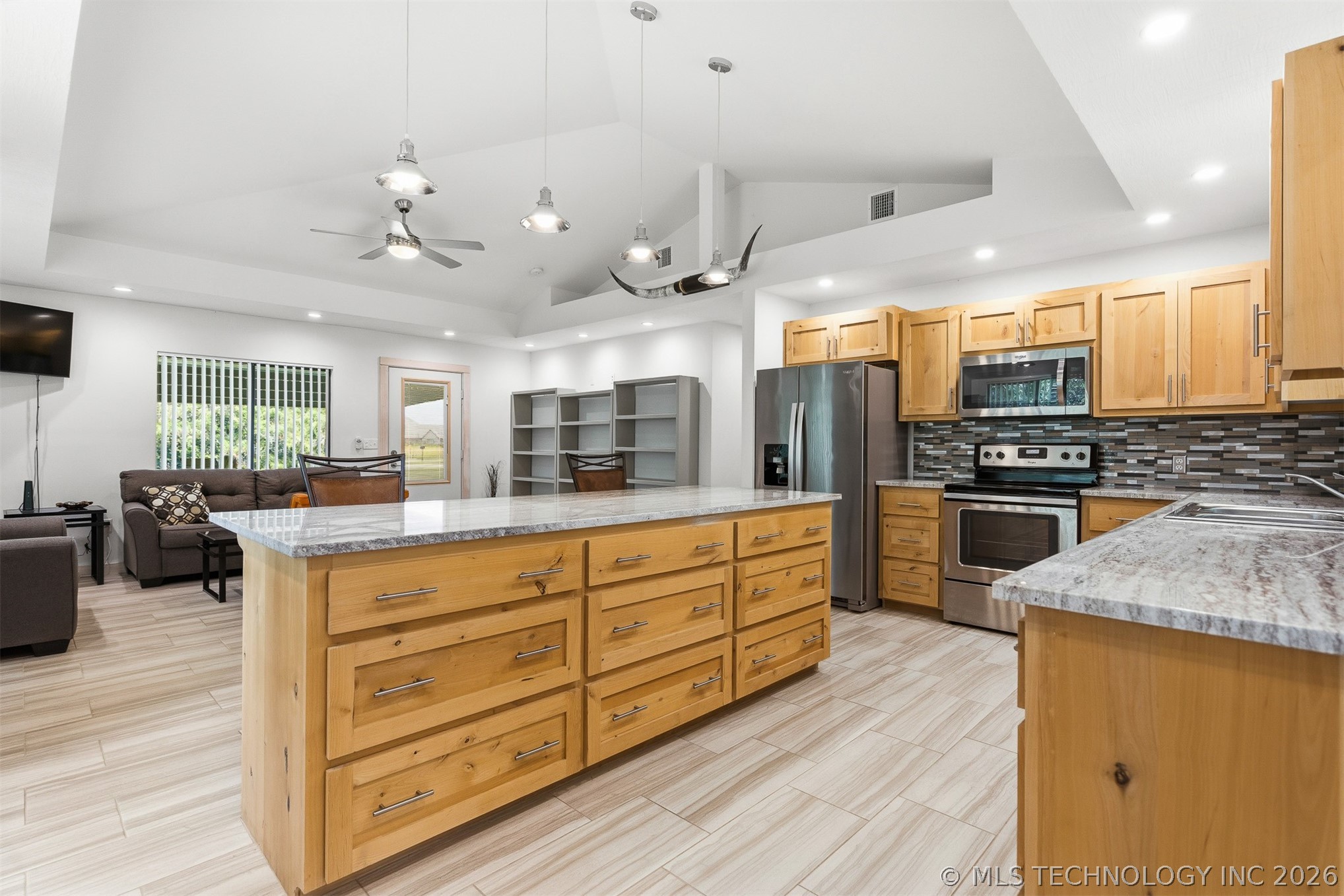 7157 Meridian Lone Grove OK 73401