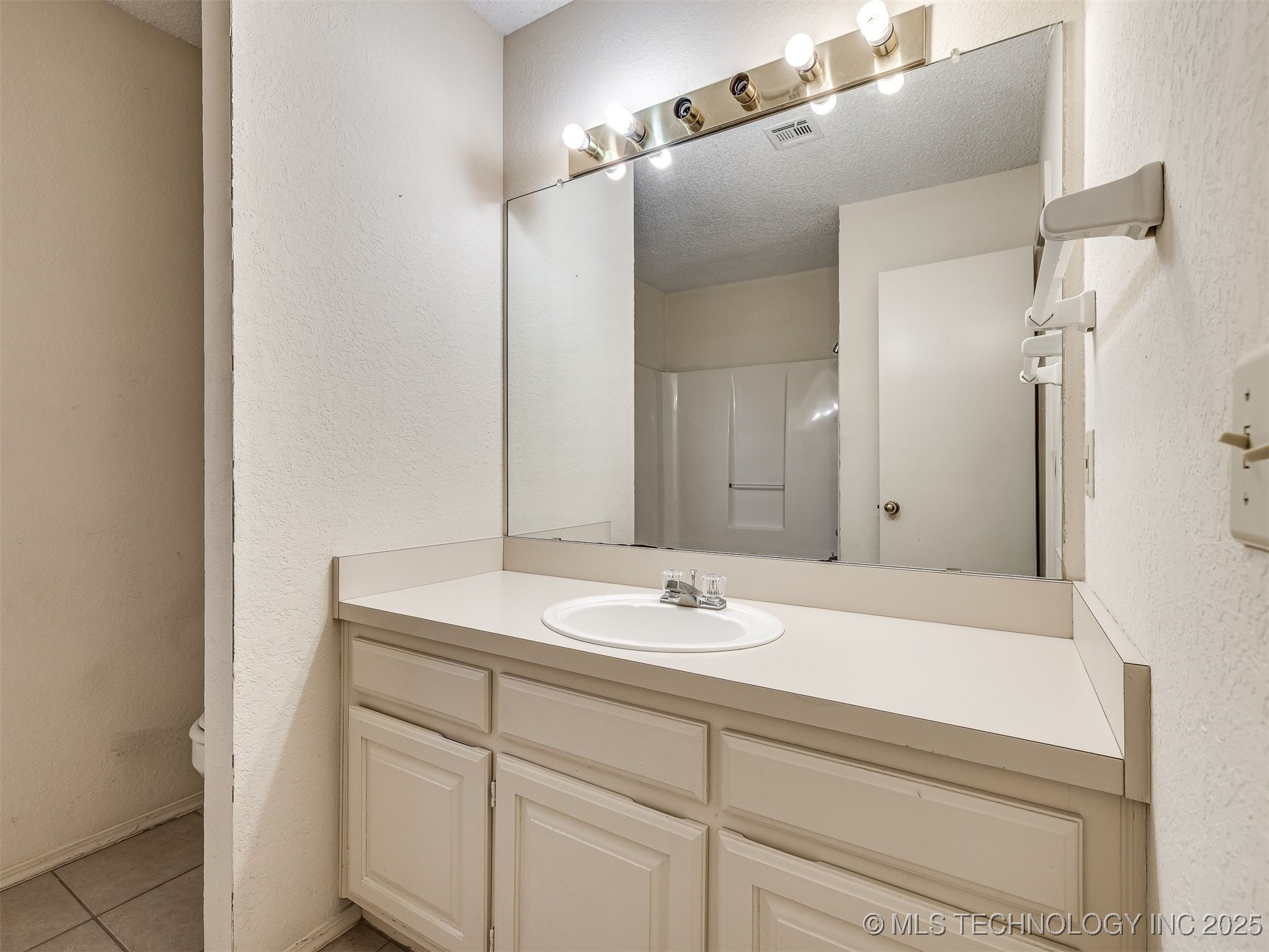 1812 S Gardenia Avenue Broken Arrow OK 74012