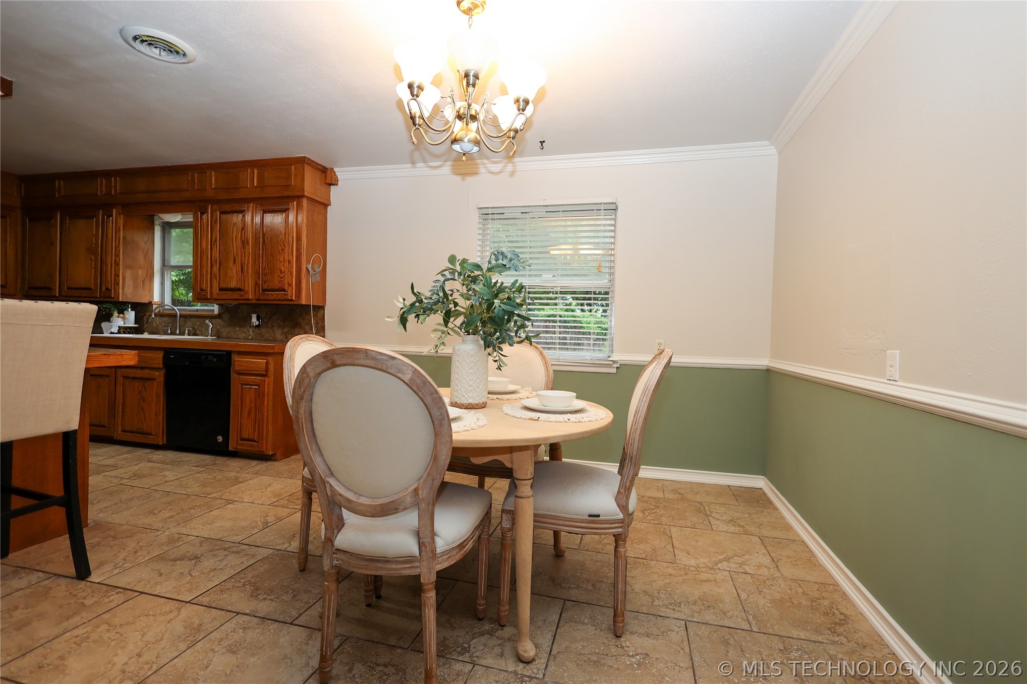 1017 W 15th Sulphur OK 73086