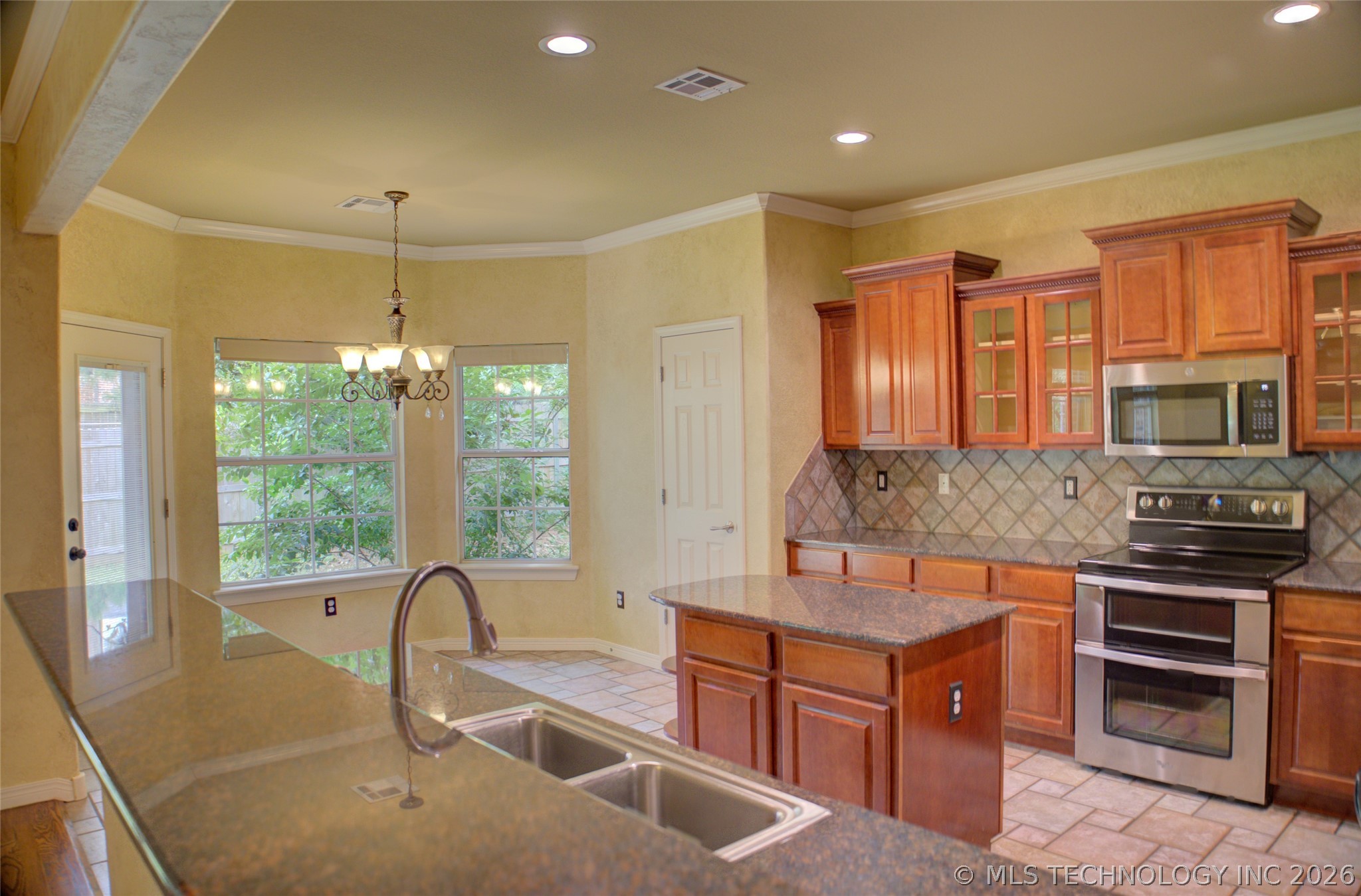 326 E 112th Street Jenks OK 74037