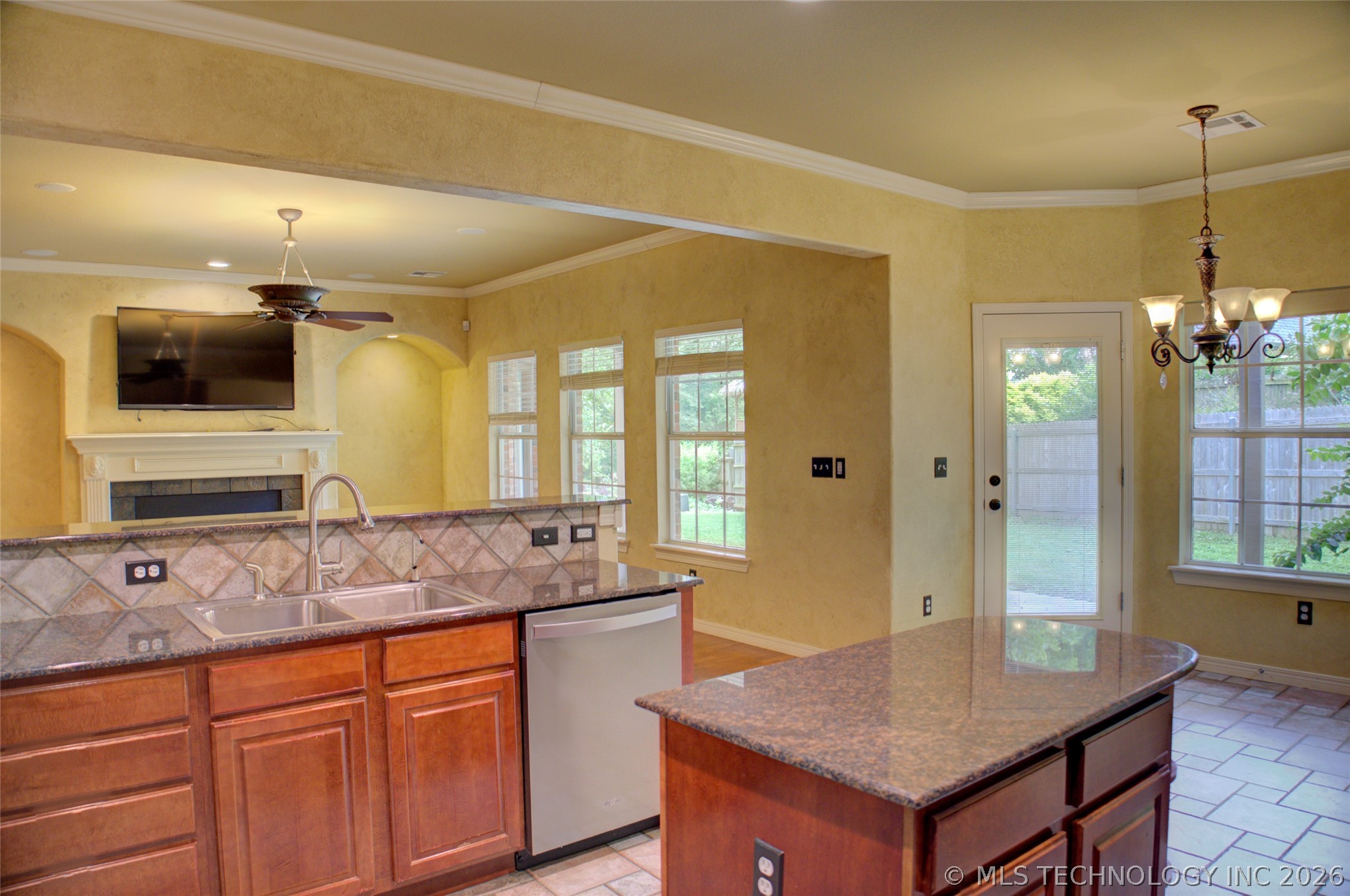 326 E 112th Street Jenks OK 74037