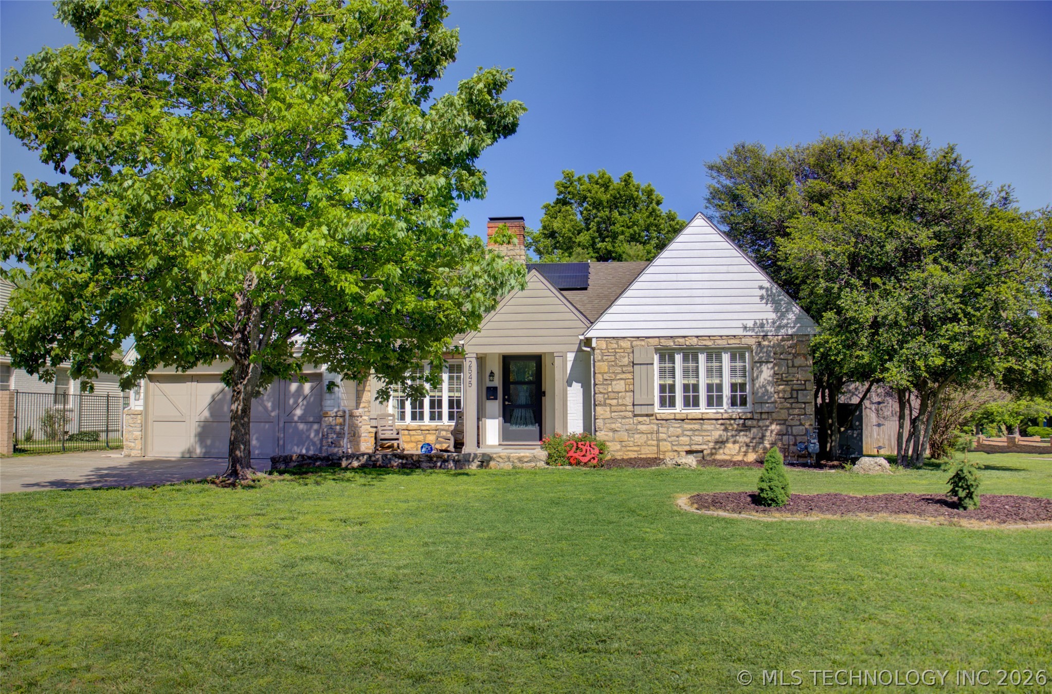 2545 S Columbia Place Tulsa OK 74114