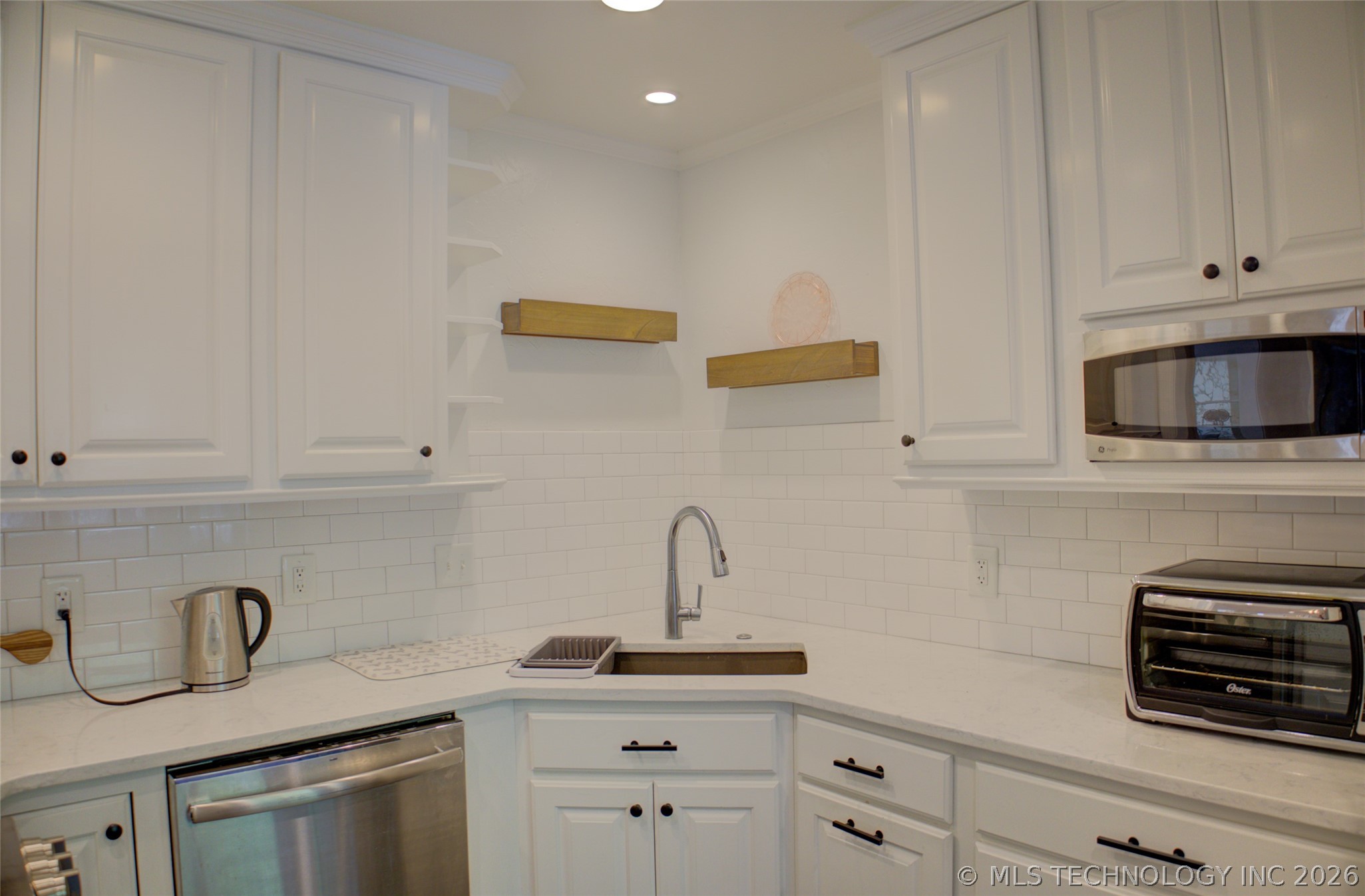 2545 S Columbia Place Tulsa OK 74114