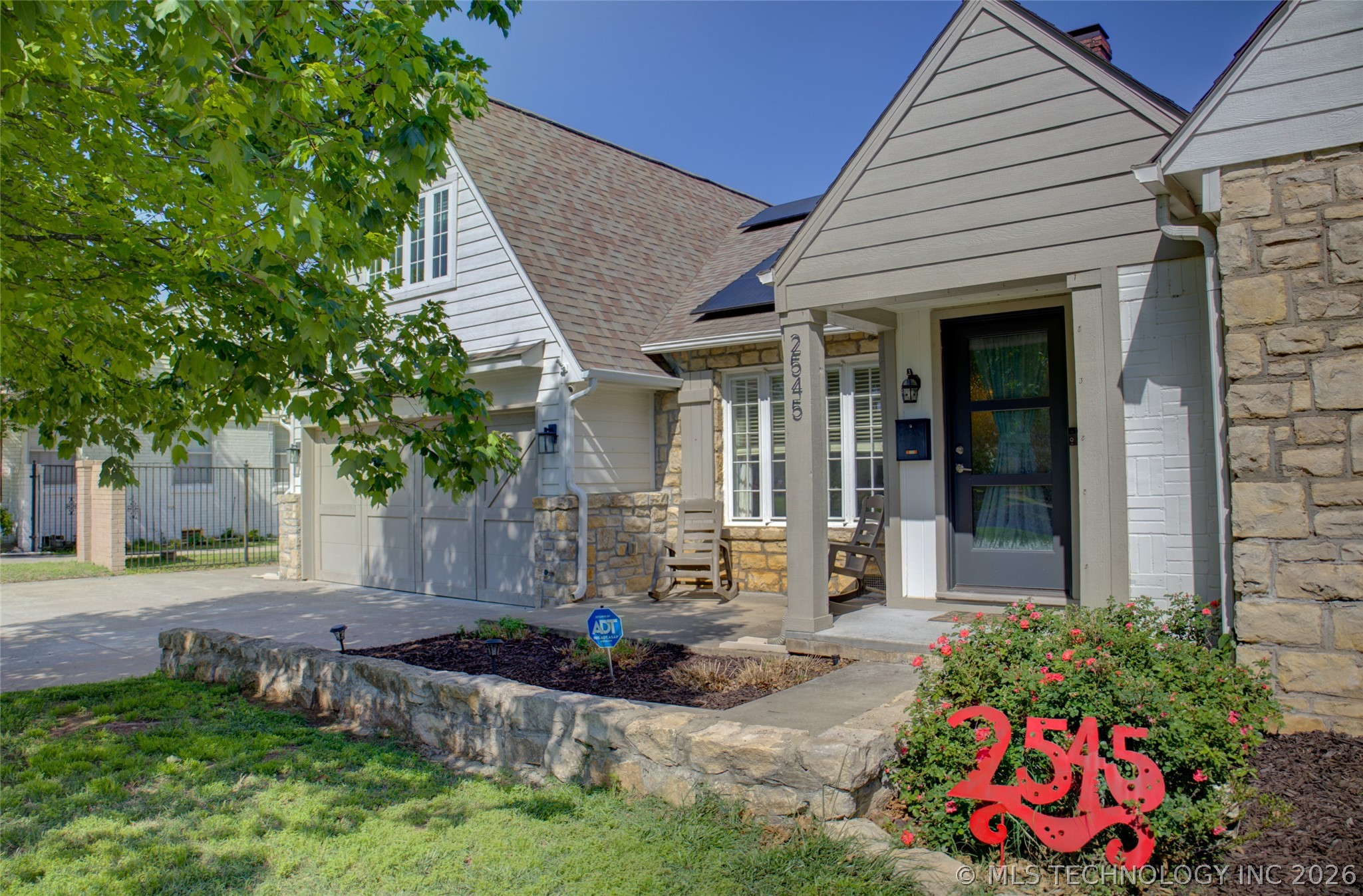 2545 S Columbia Place Tulsa OK 74114