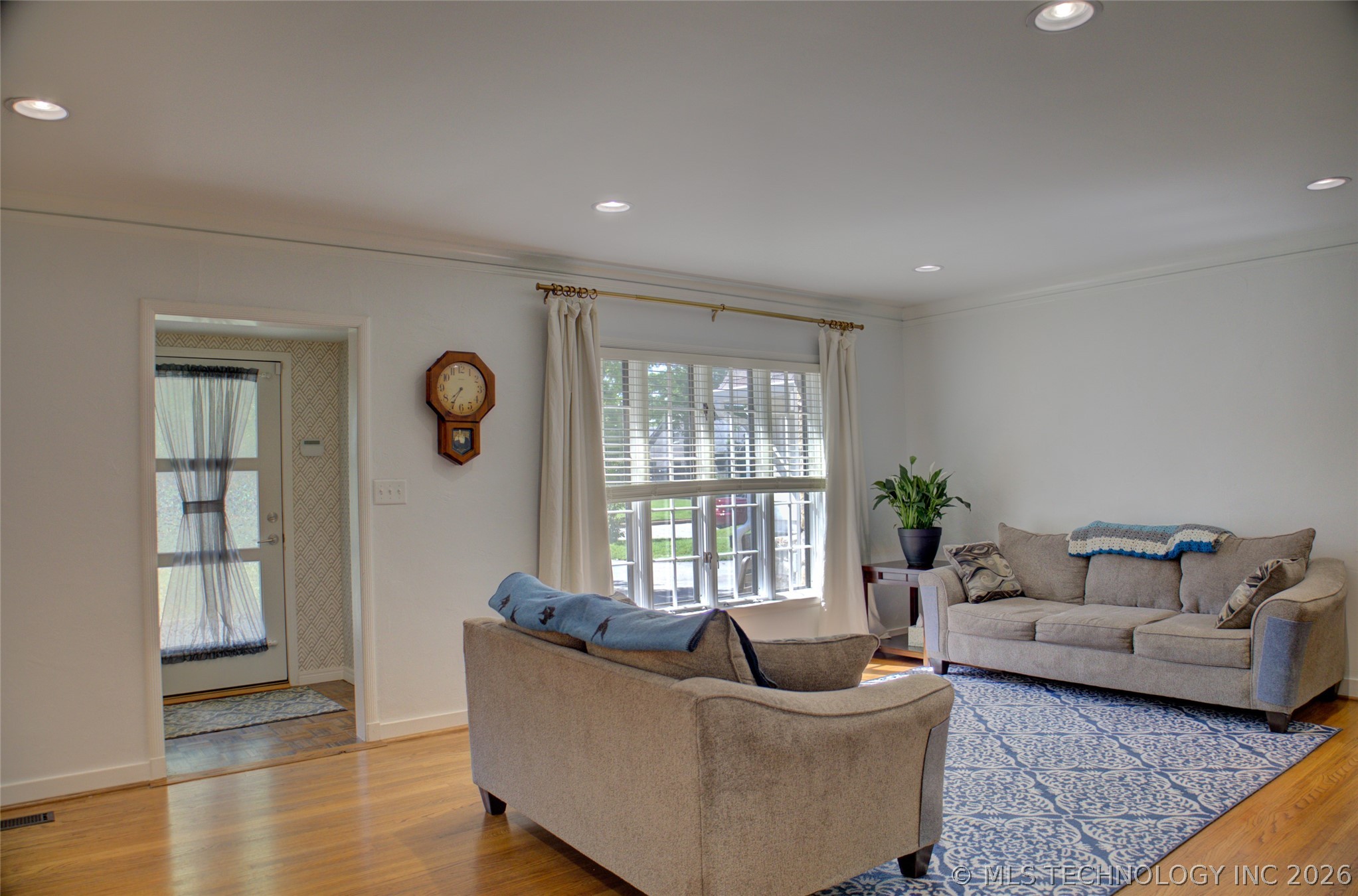 2545 S Columbia Place Tulsa OK 74114