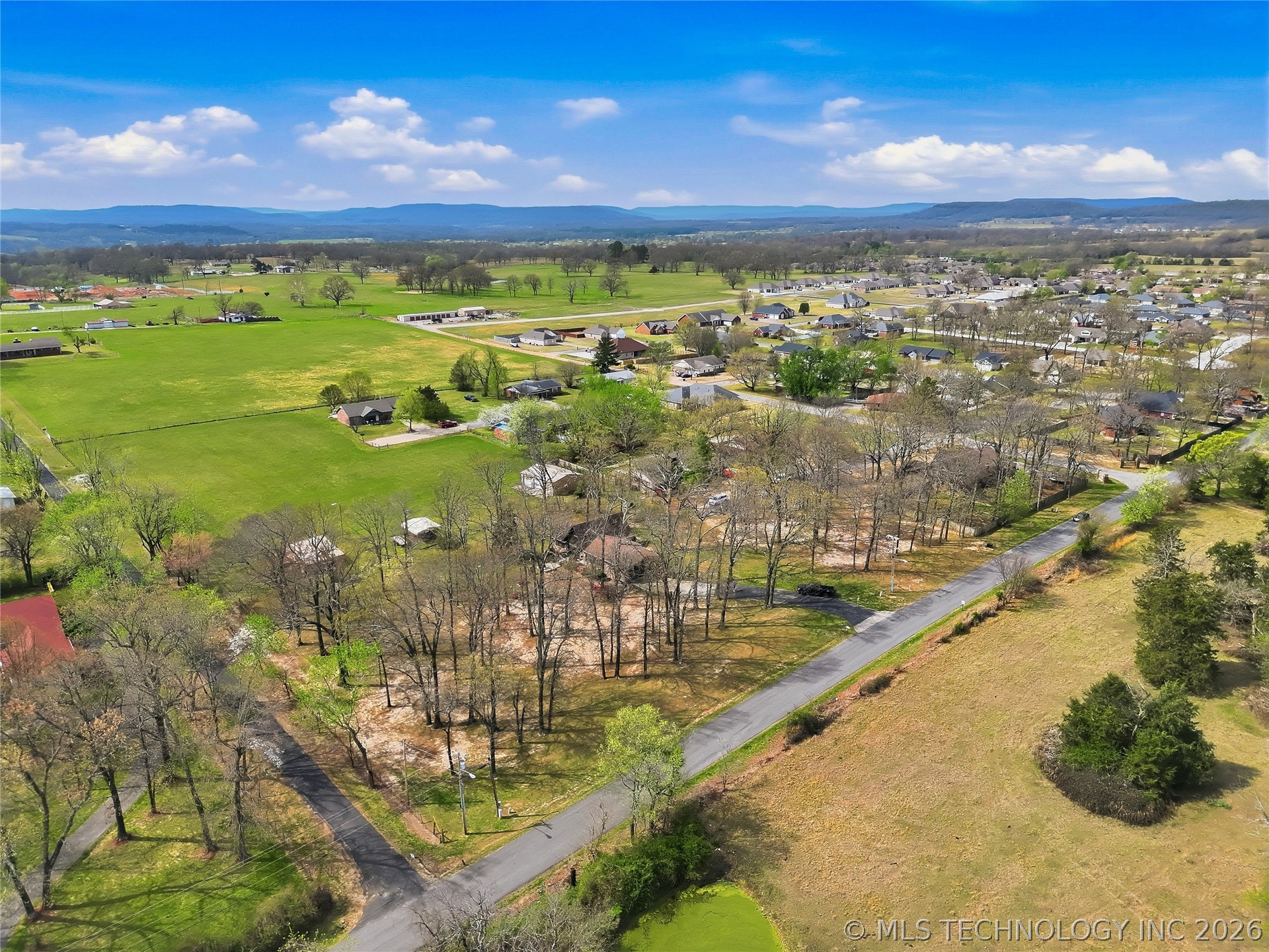 1022 W Young Avenue Stilwell OK 74960