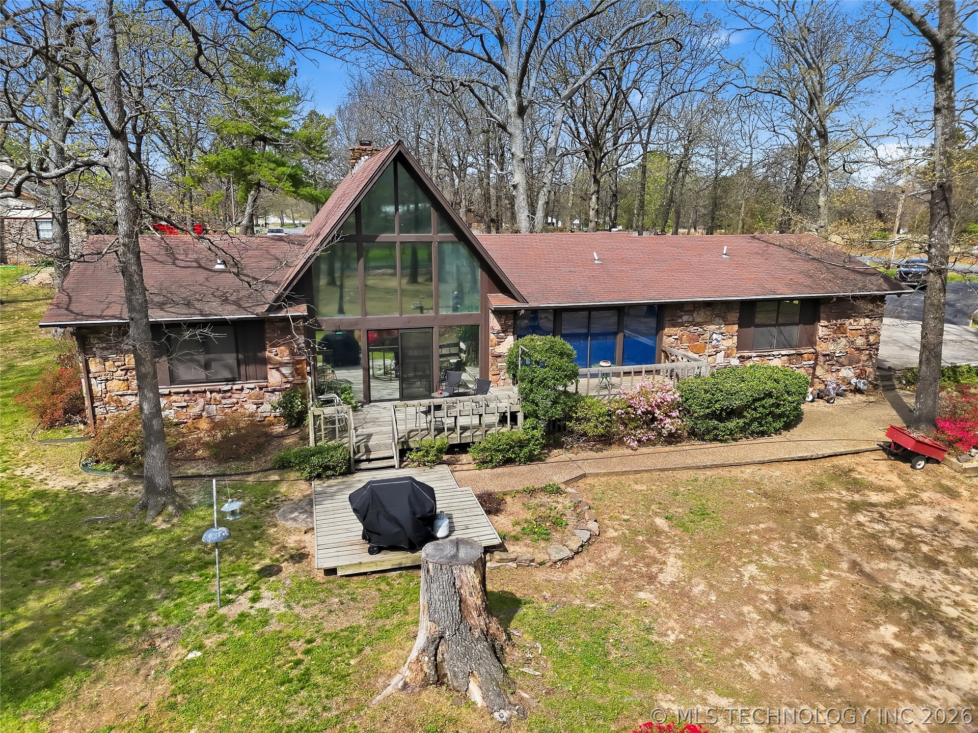 1022 W Young Avenue Stilwell OK 74960