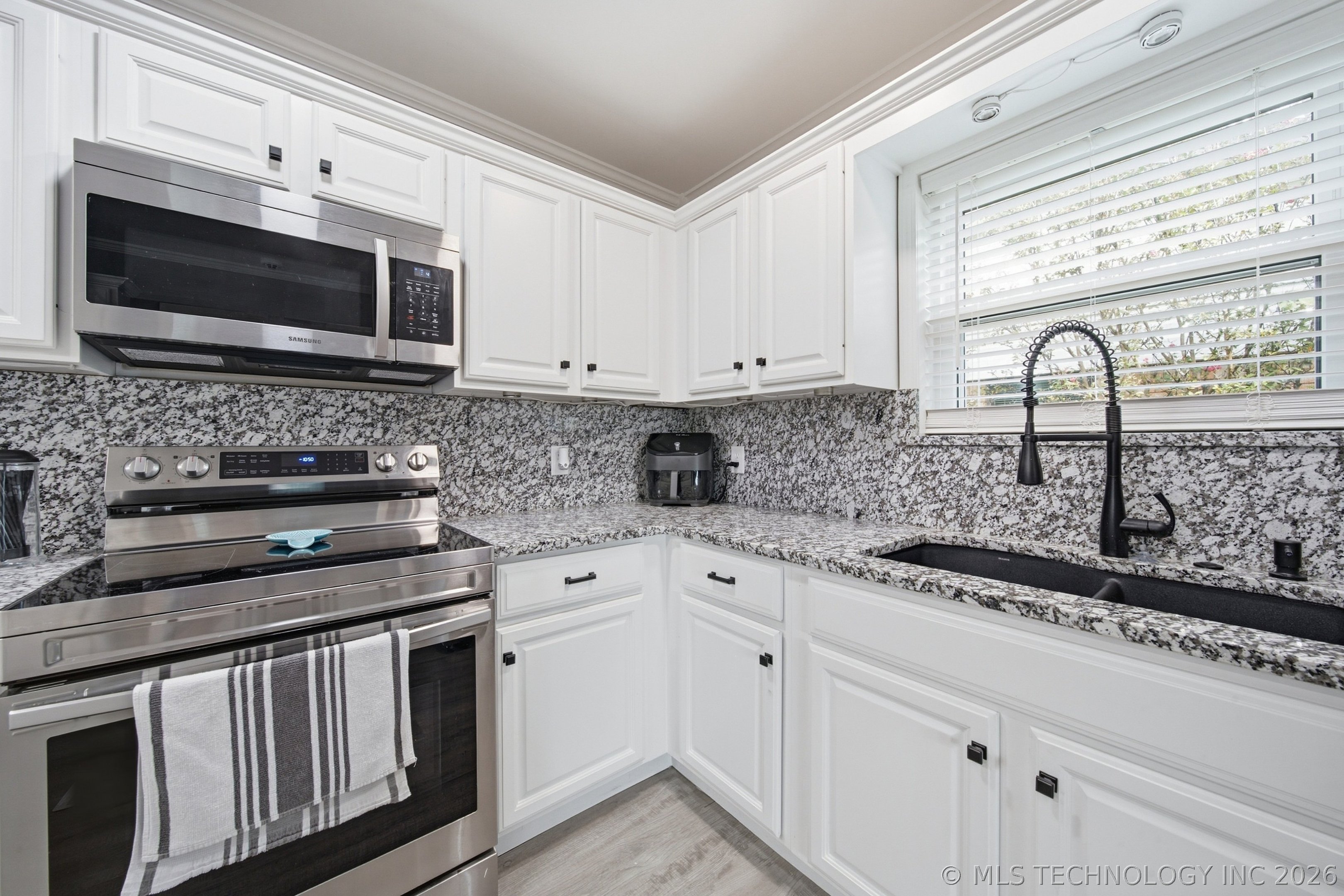 305 N Wortman Place Claremore OK 74017