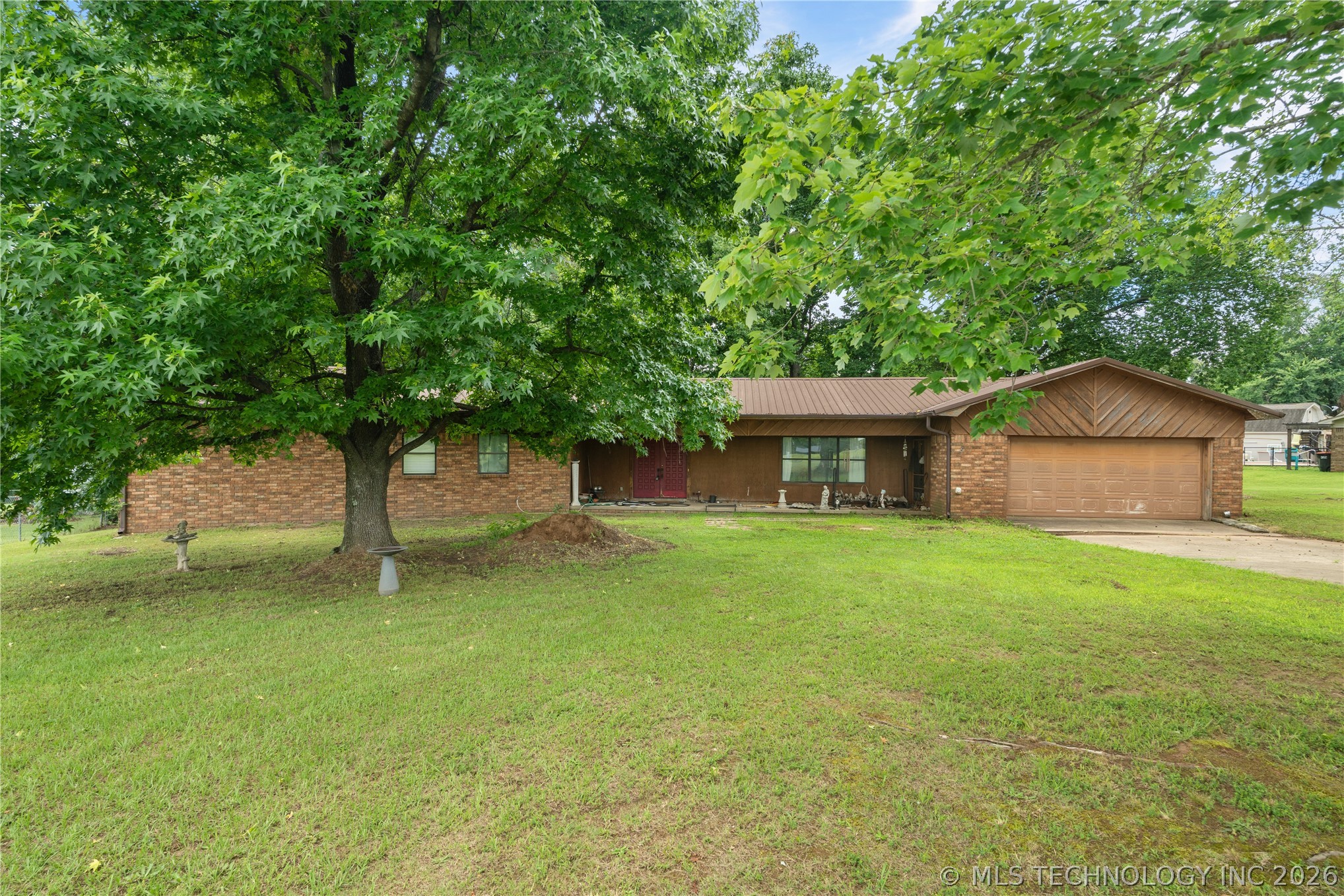 207 Ford Lane Pocola OK 74902