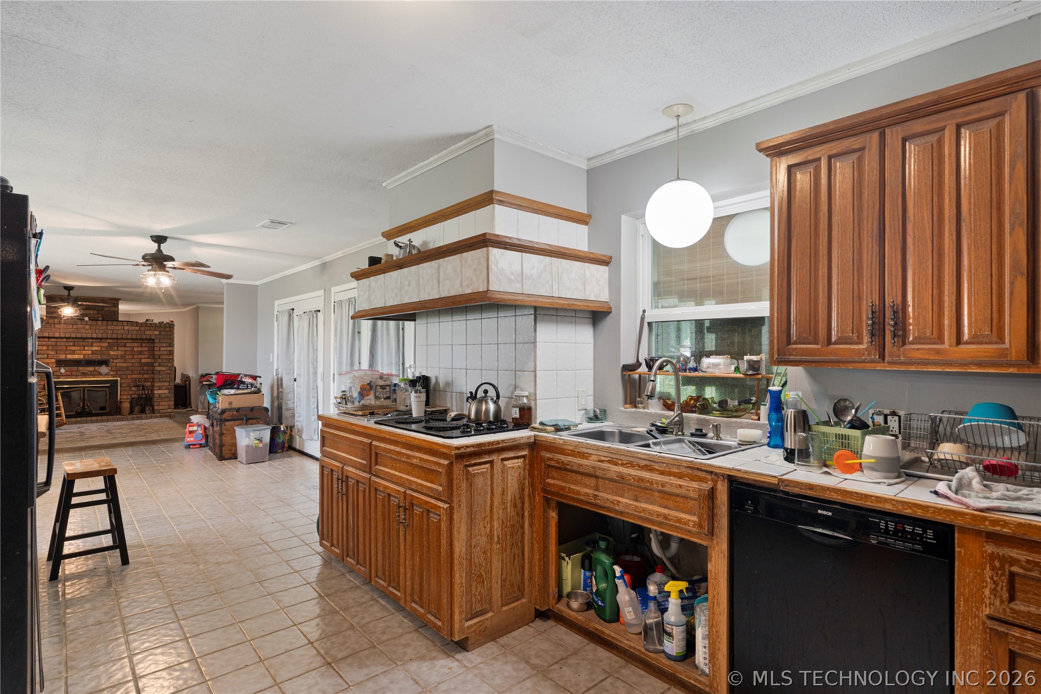 207 Ford Lane Pocola OK 74902