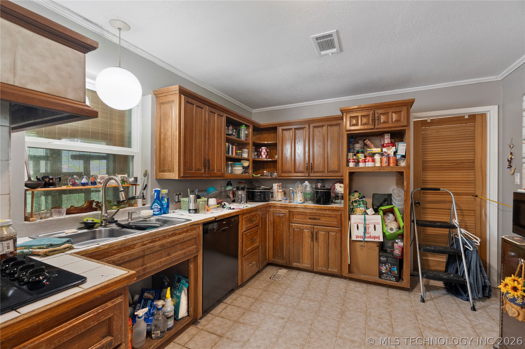 207 Ford Lane Pocola OK 74902