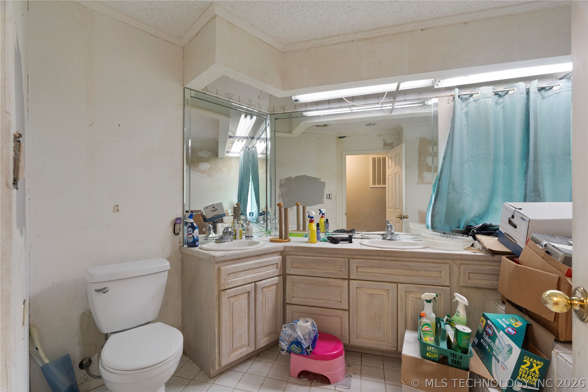 207 Ford Lane Pocola OK 74902
