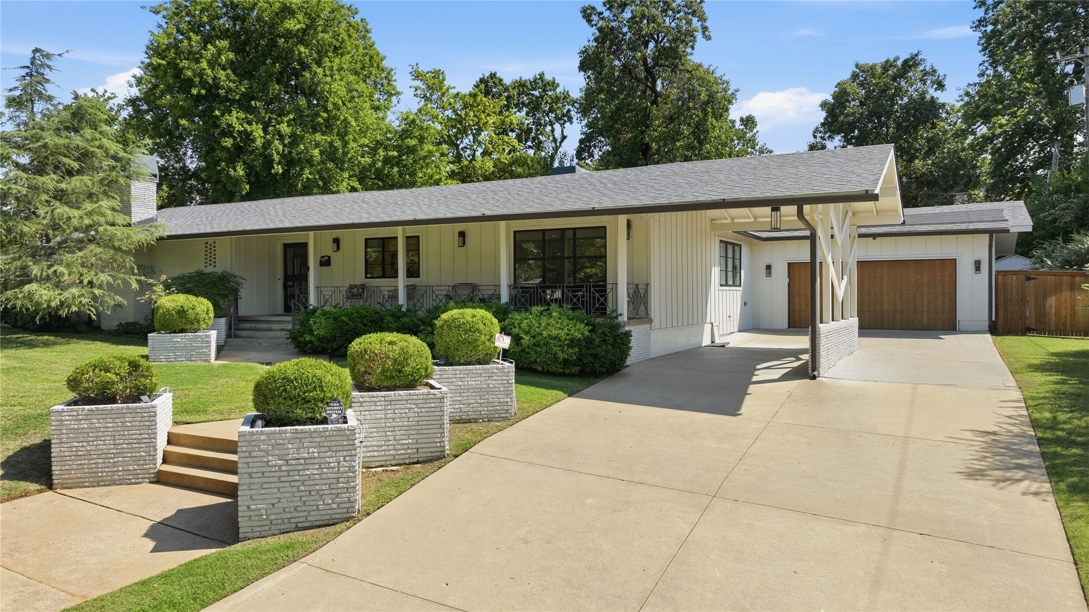 2450 E 32nd Street Tulsa OK 74105