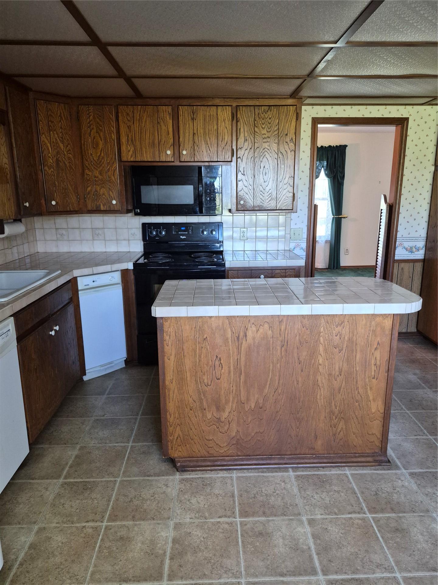 102562 S 4210 Road Checotah OK 74426