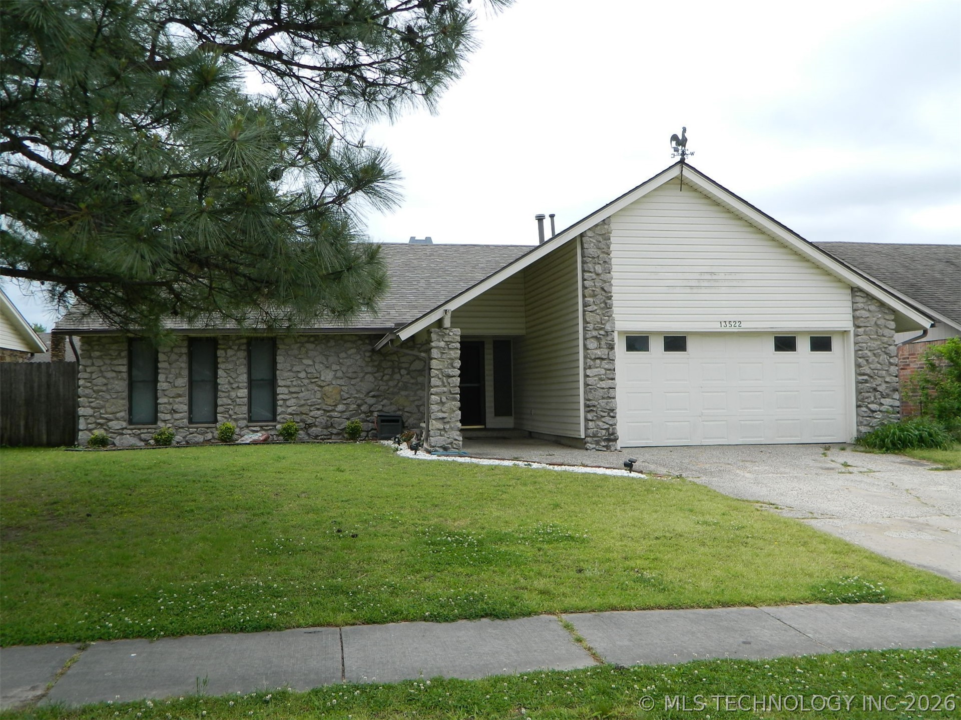 13522 E 31st Place Tulsa OK 74134