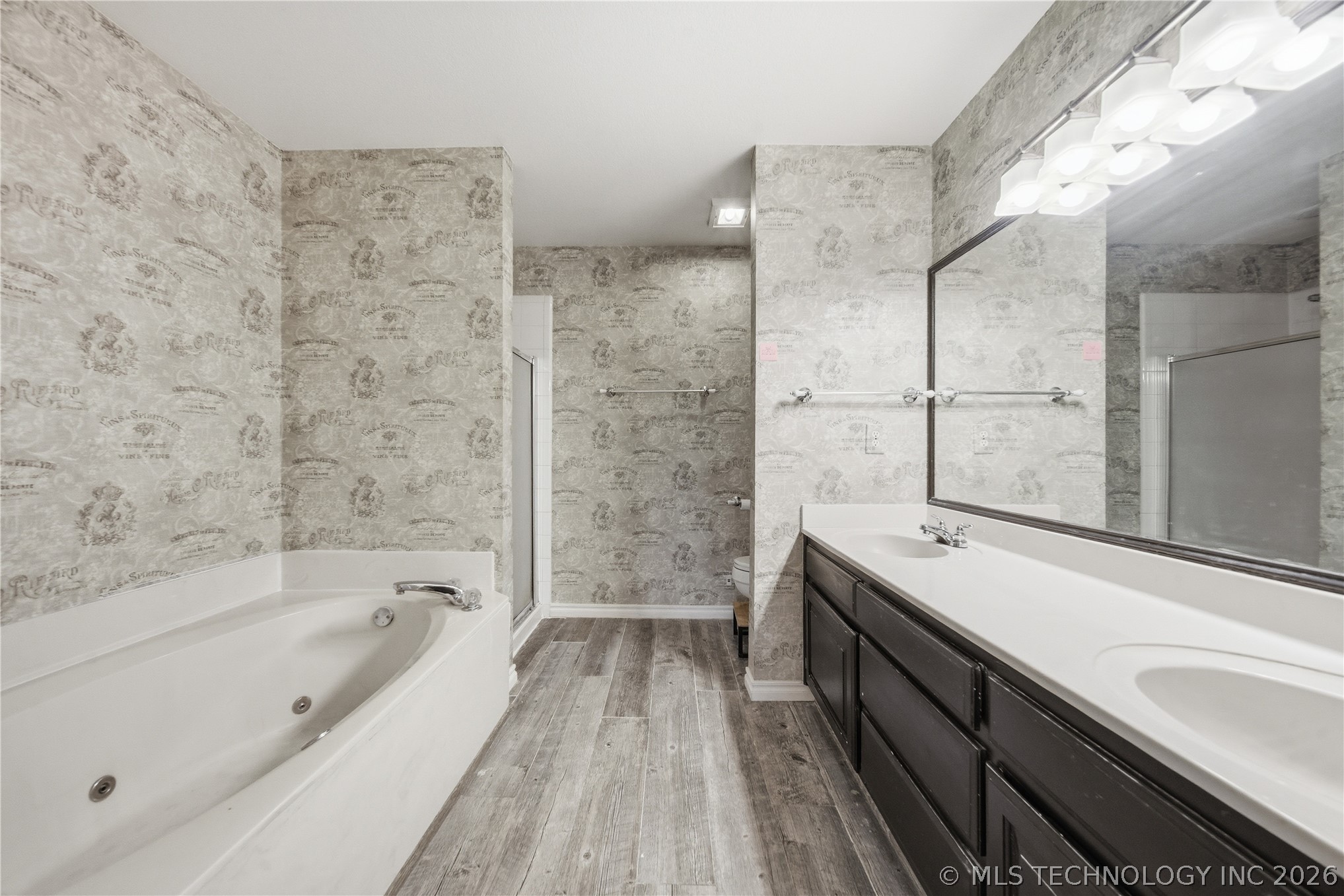 3000 W Hartford Street Broken Arrow OK 74012