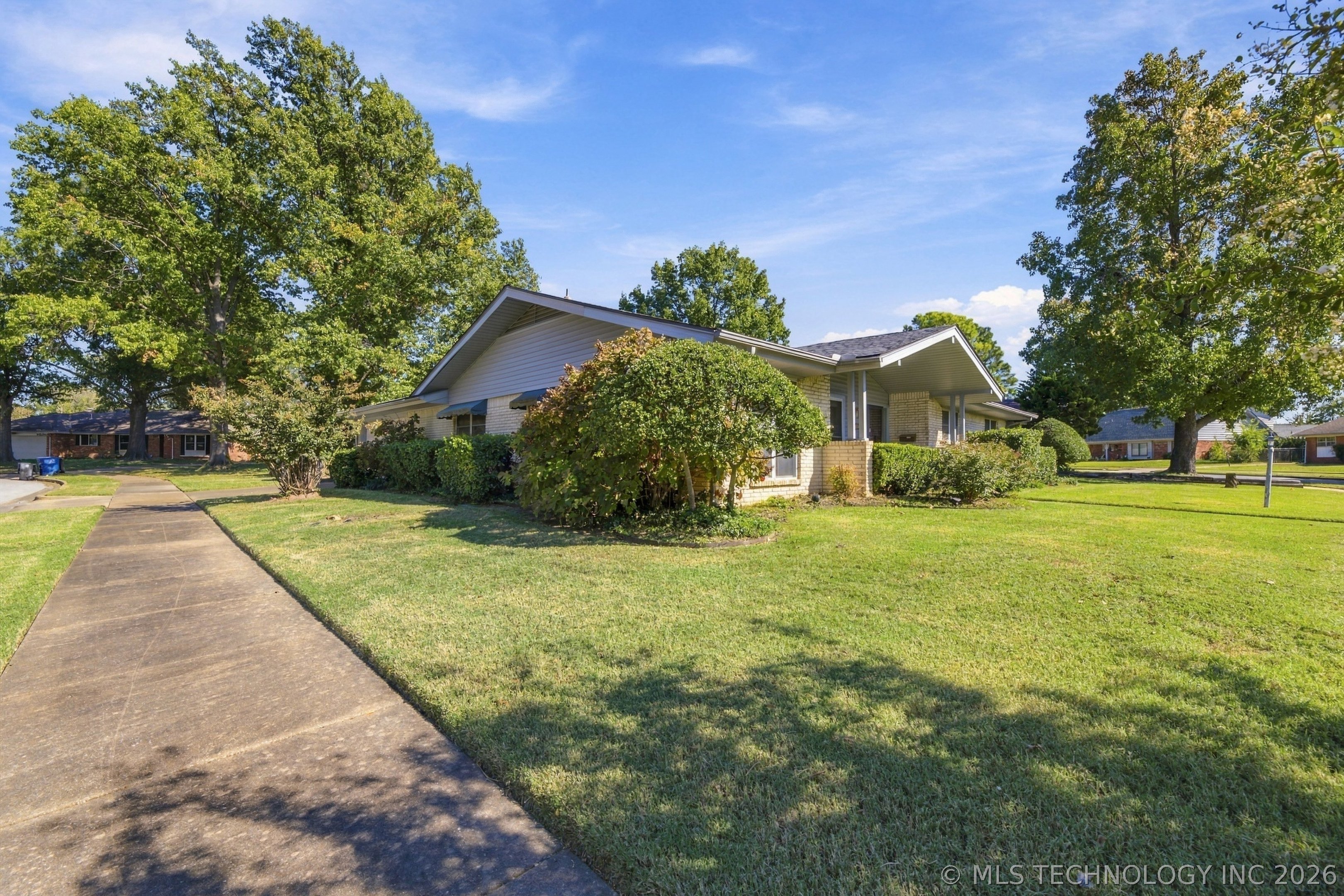 7207 E 55th Place Tulsa OK 74145