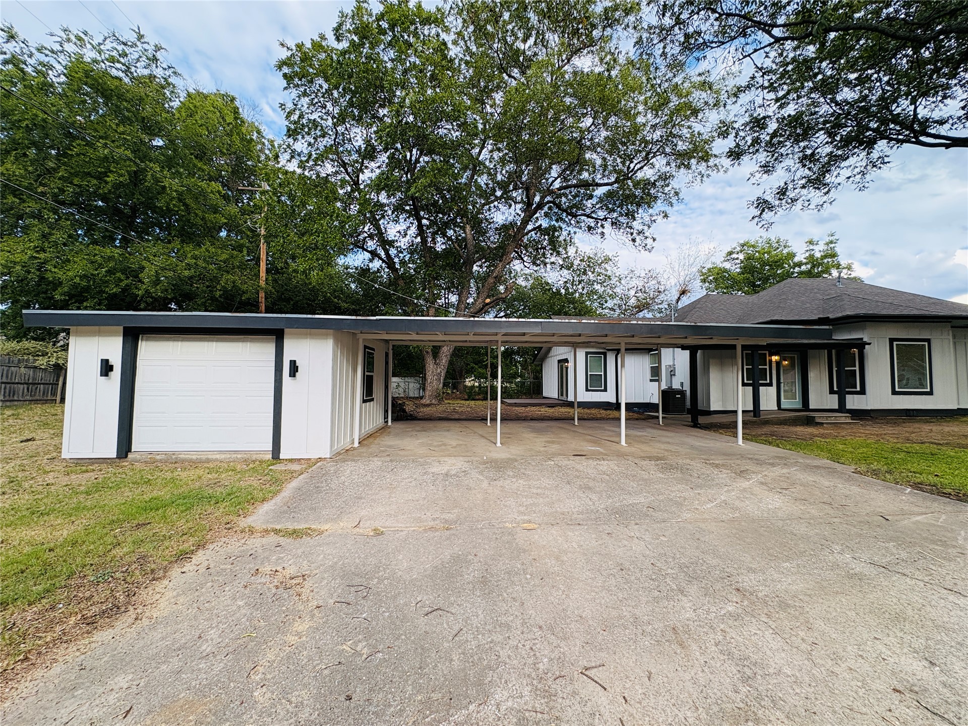1223 Stanley Avenue SW Ardmore OK 73401