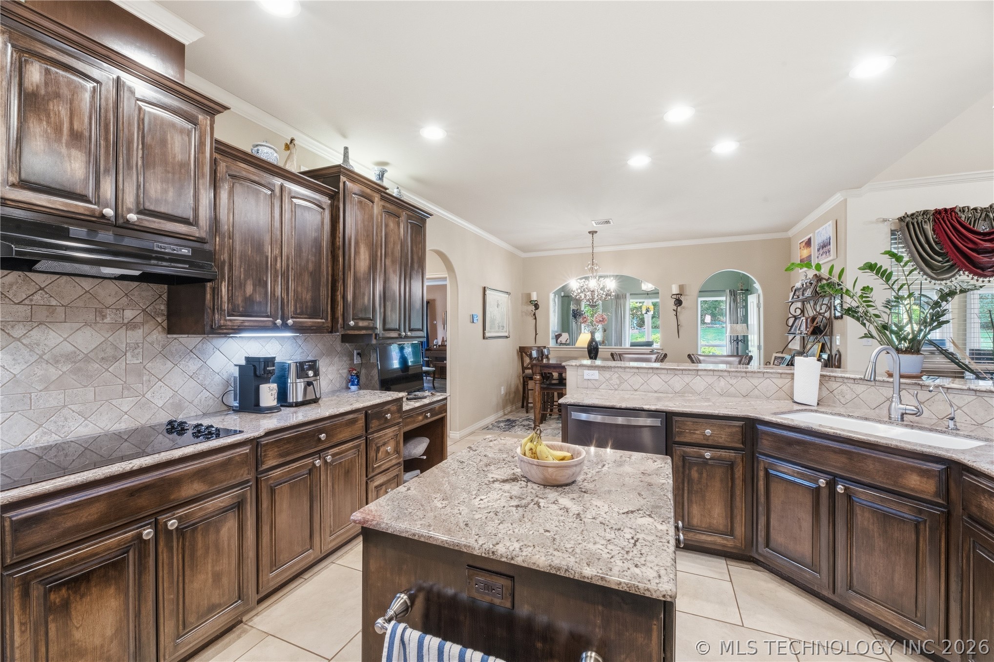 15954 Cherokee Boulevard Skiatook OK 74070