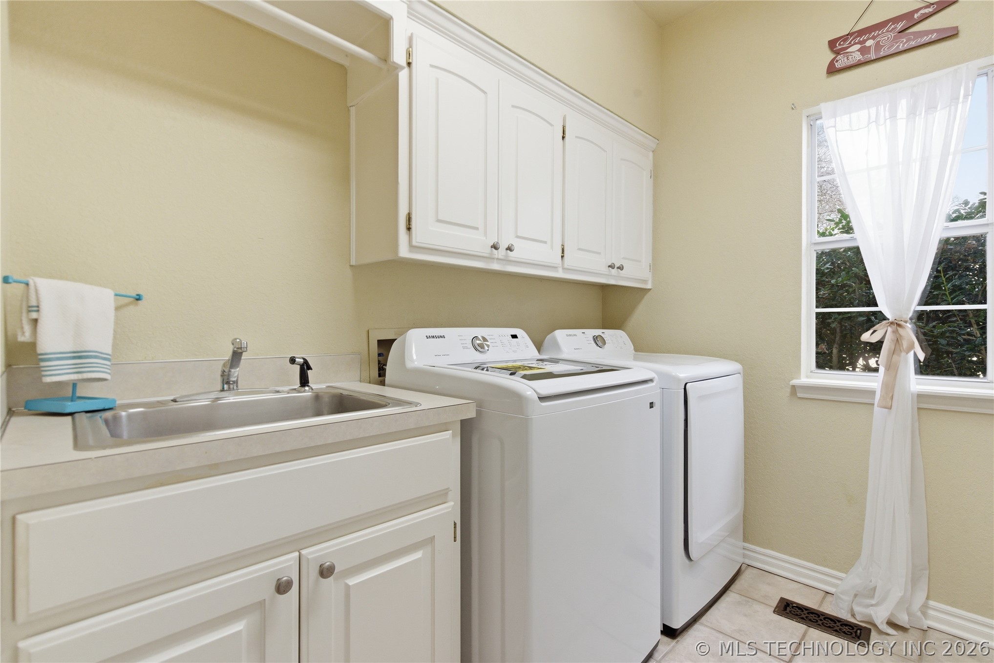 11606 S 69th East Avenue Bixby OK 74008