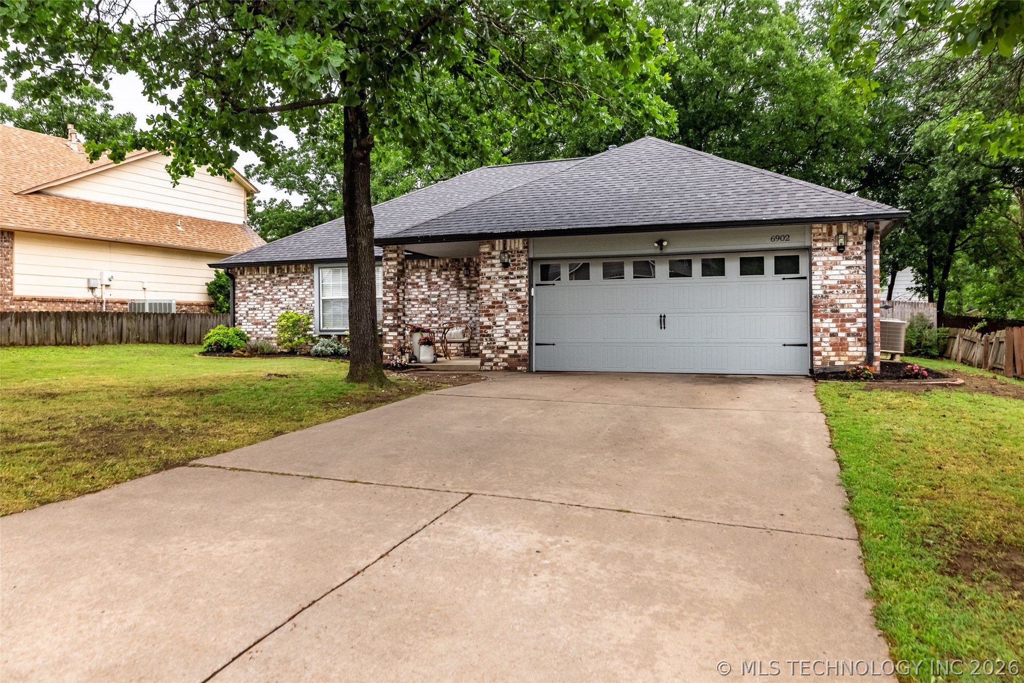 6902 Silver Oak Drive Tulsa OK 74107