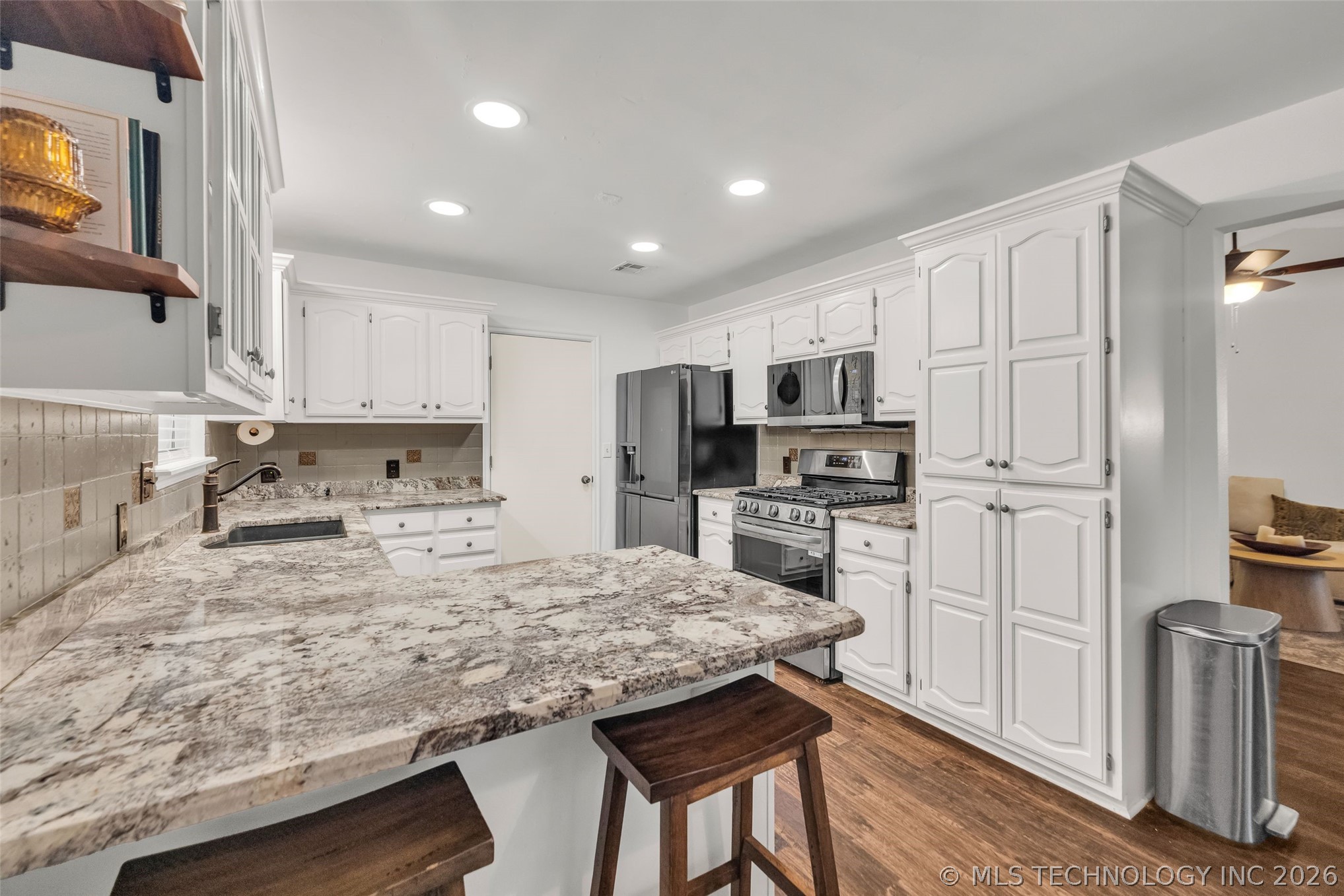 6902 Silver Oak Drive Tulsa OK 74107