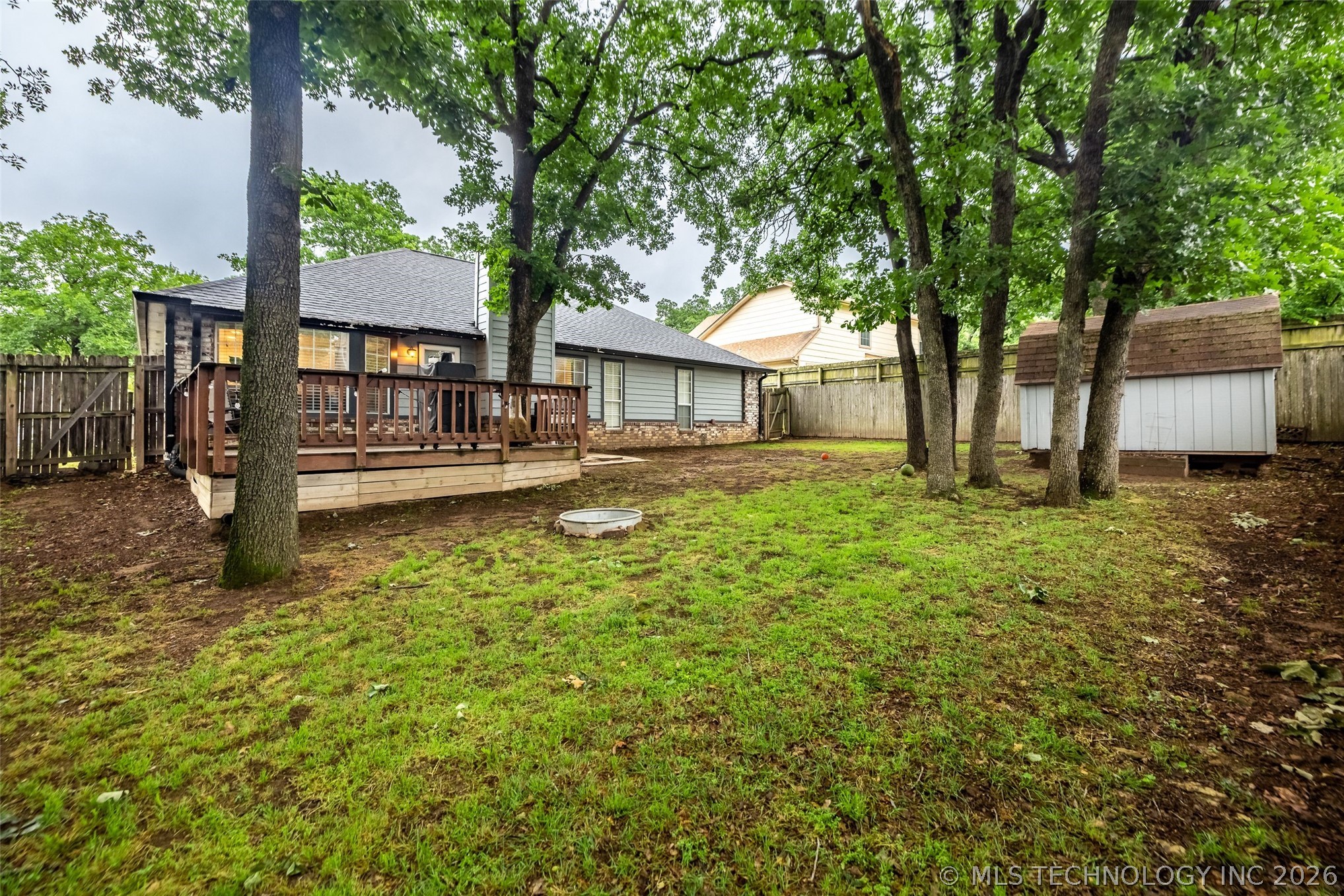 6902 Silver Oak Drive Tulsa OK 74107
