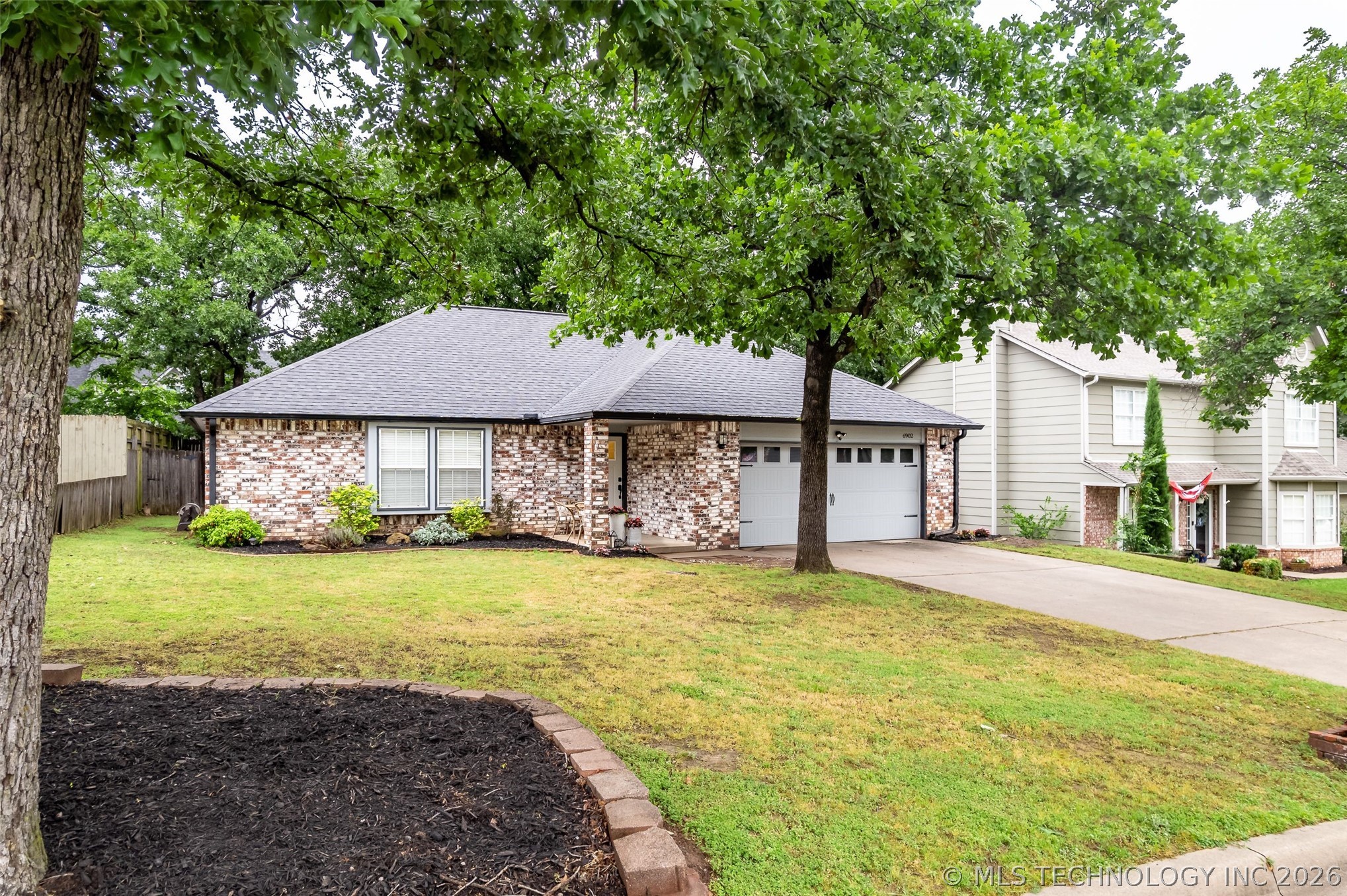 6902 Silver Oak Drive Tulsa OK 74107