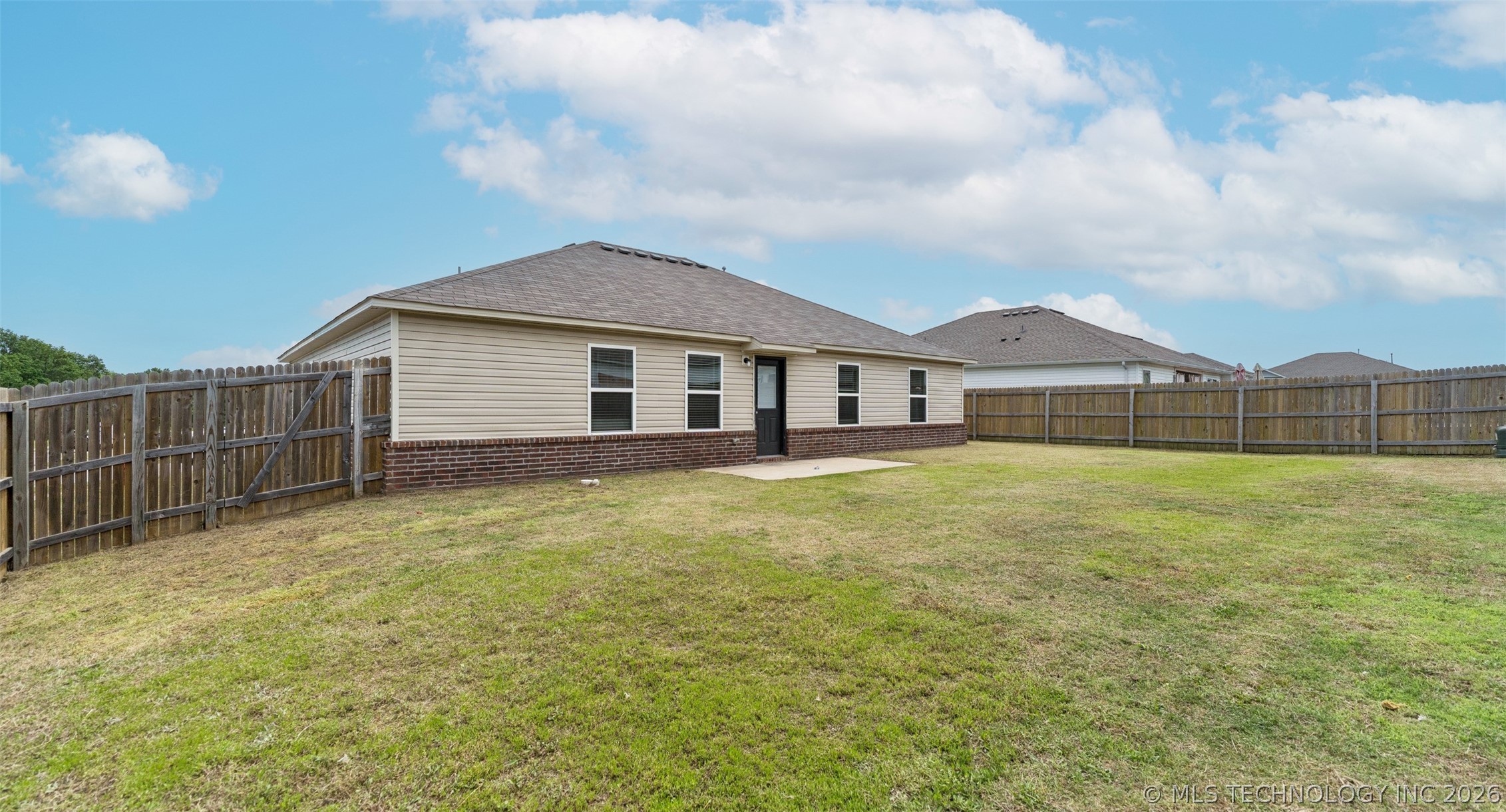 2001 S Lubbock Drive Claremore OK 74019