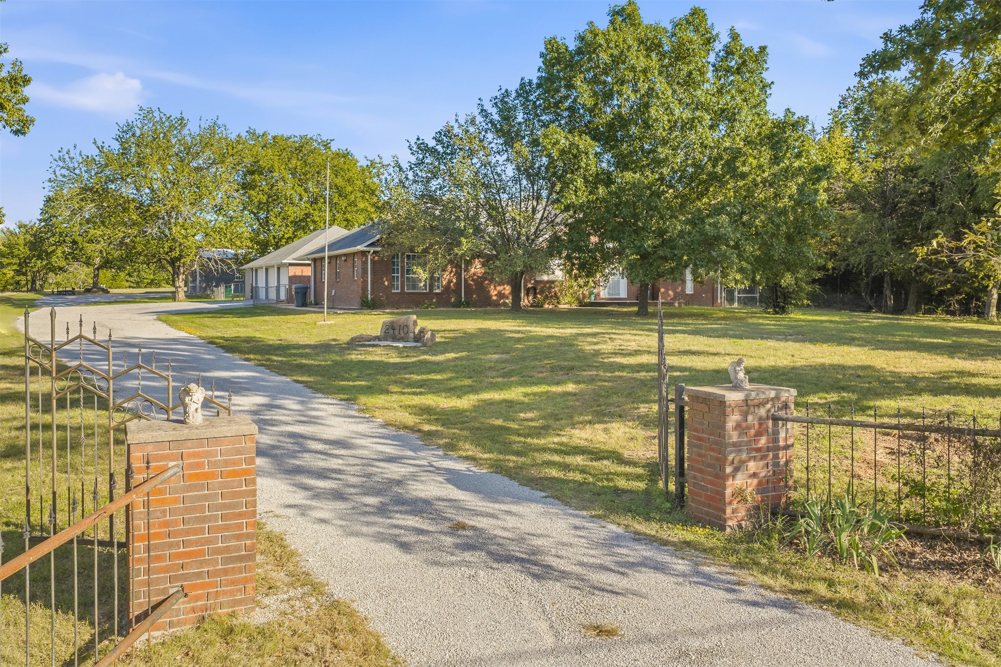 2410 Hedges Road Ardmore OK 73401