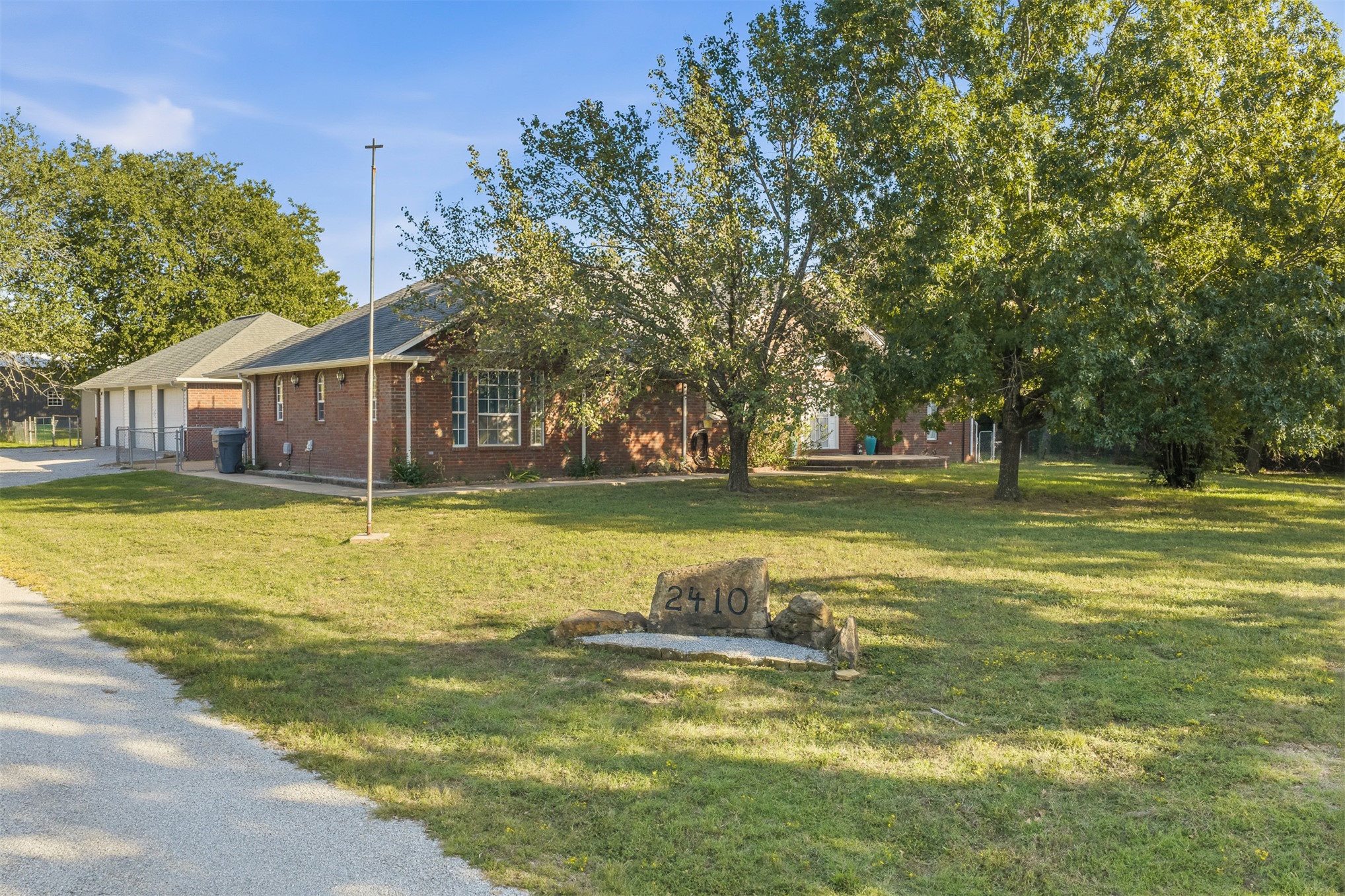 2410 Hedges Road Ardmore OK 73401