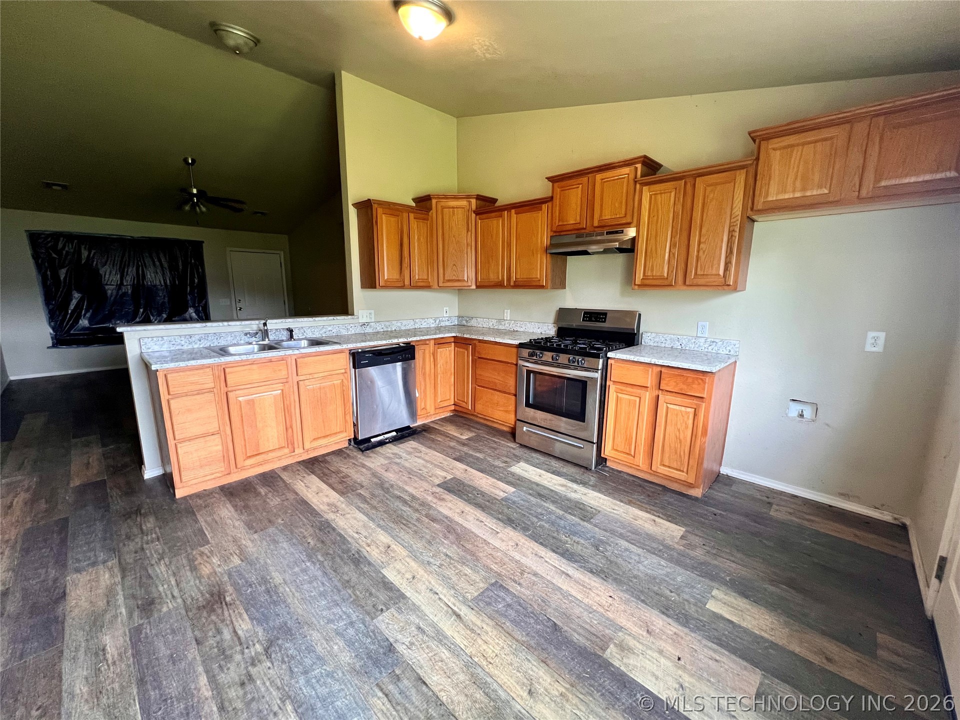 1011 W 23rd Street Claremore OK 74017