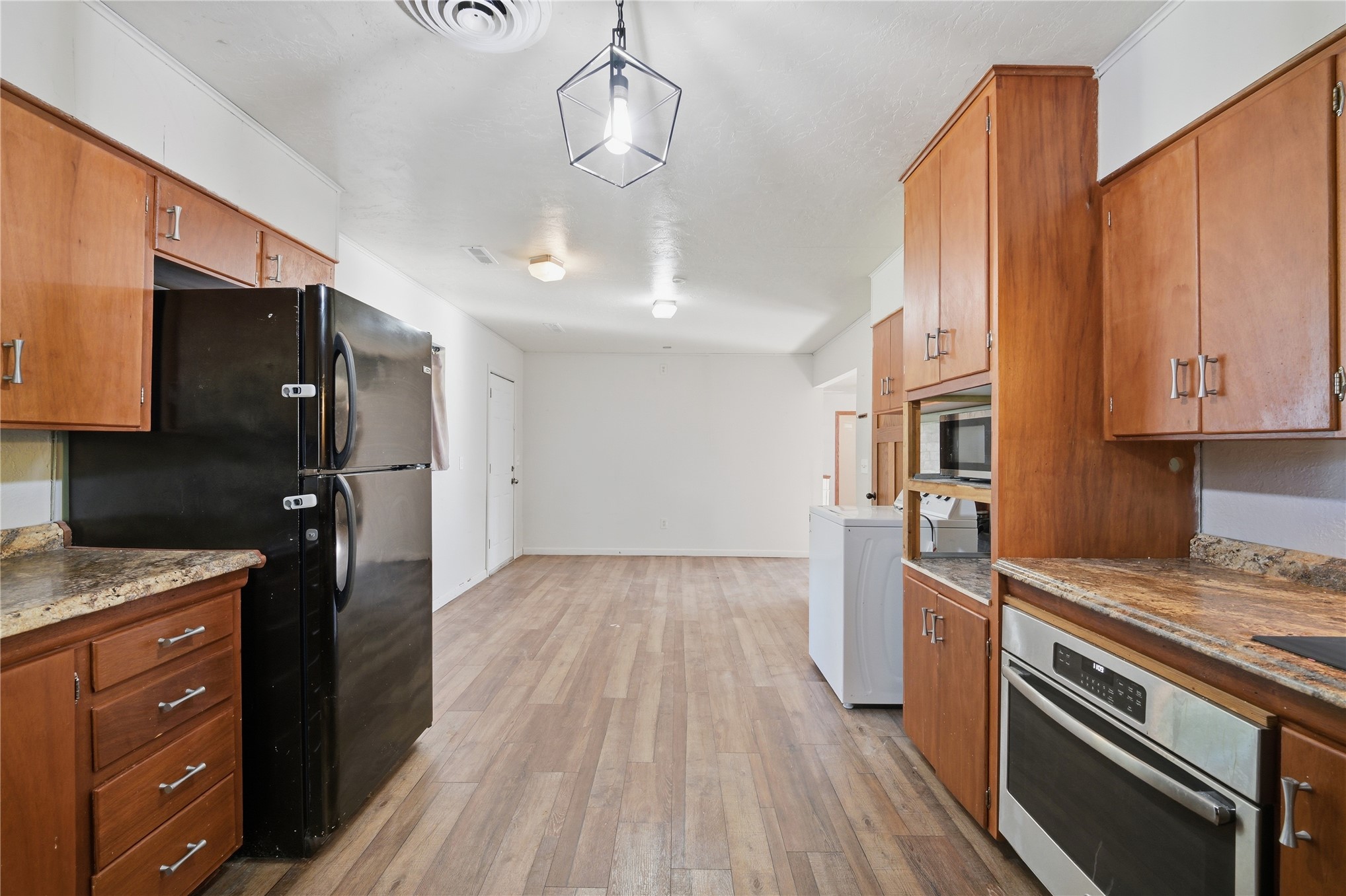 900 S Oliphant Street Holdenville OK 74848