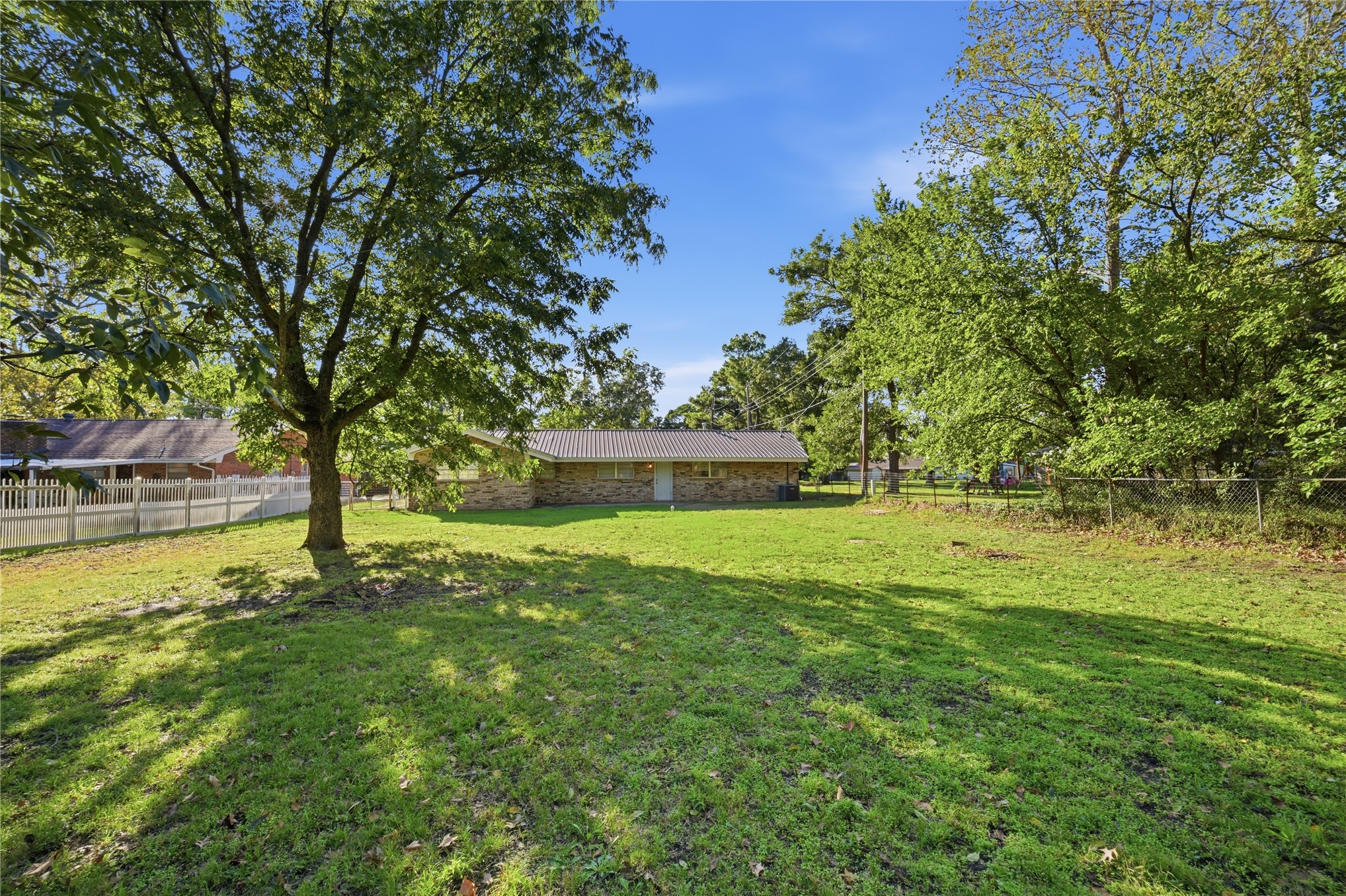 900 S Oliphant Street Holdenville OK 74848