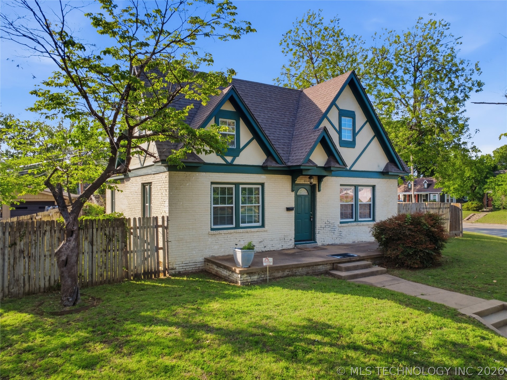3239 E 4th Street Tulsa OK 74104
