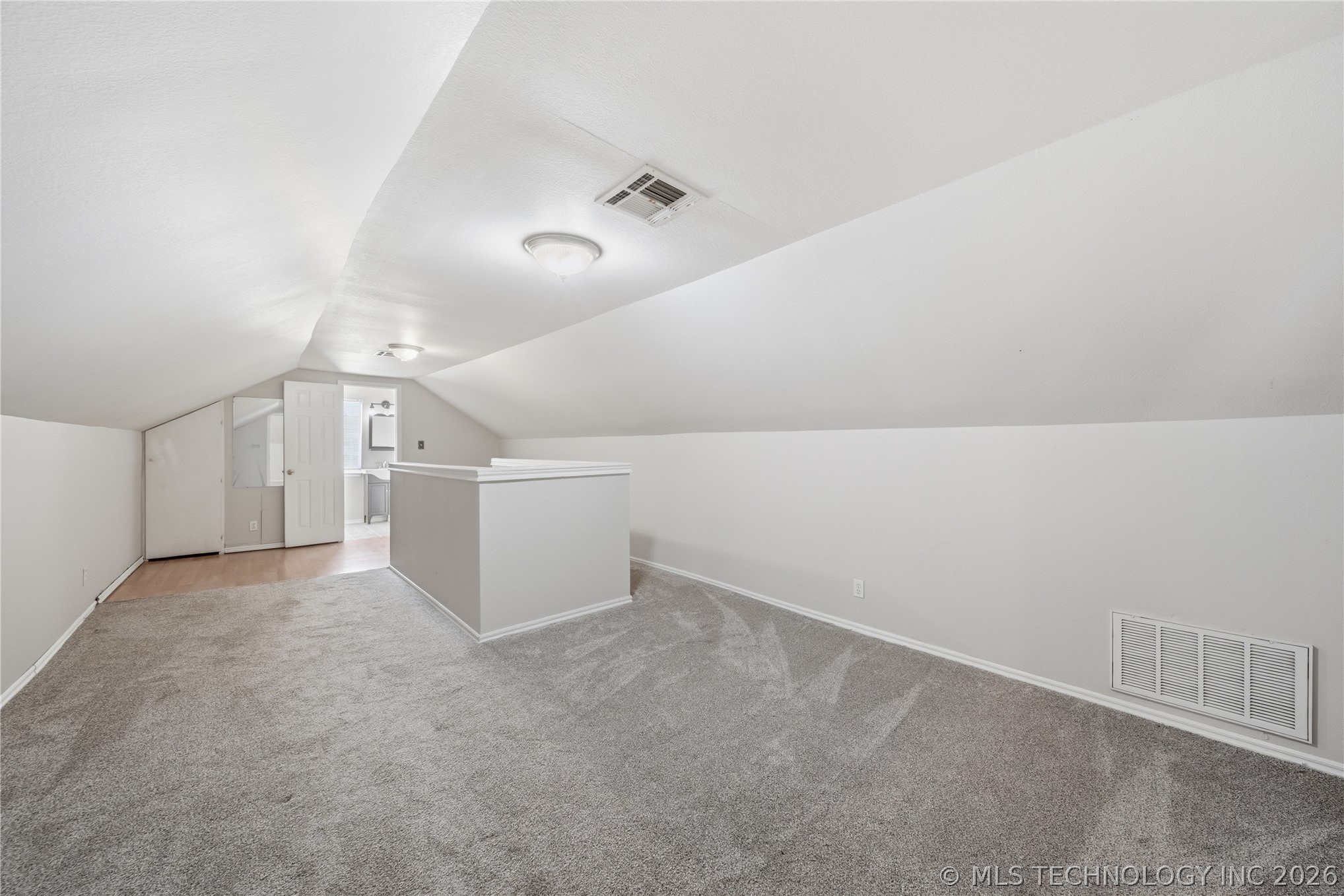 3239 E 4th Street Tulsa OK 74104